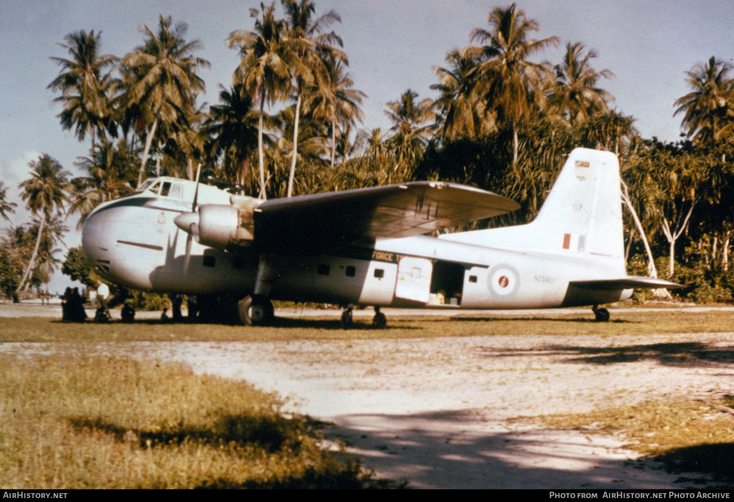 Aircraft Photo of NZ5907 | Bristol 170 Freighter Mk31M | New Zealand - Air Force | AirHistory.net #427413