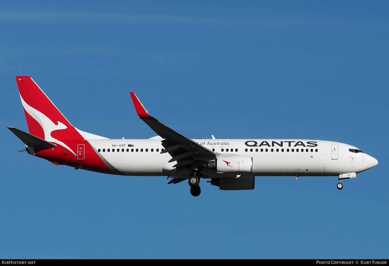 Aircraft Photo of VH-VZF | Boeing 737-838 | Qantas | AirHistory.net #427417