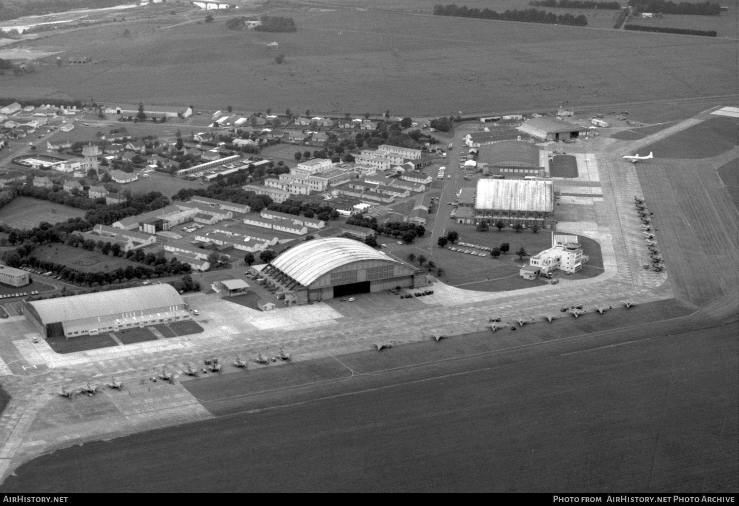 Airport photo of Ohakea (NZOH / OHA) in New Zealand | AirHistory.net #427418