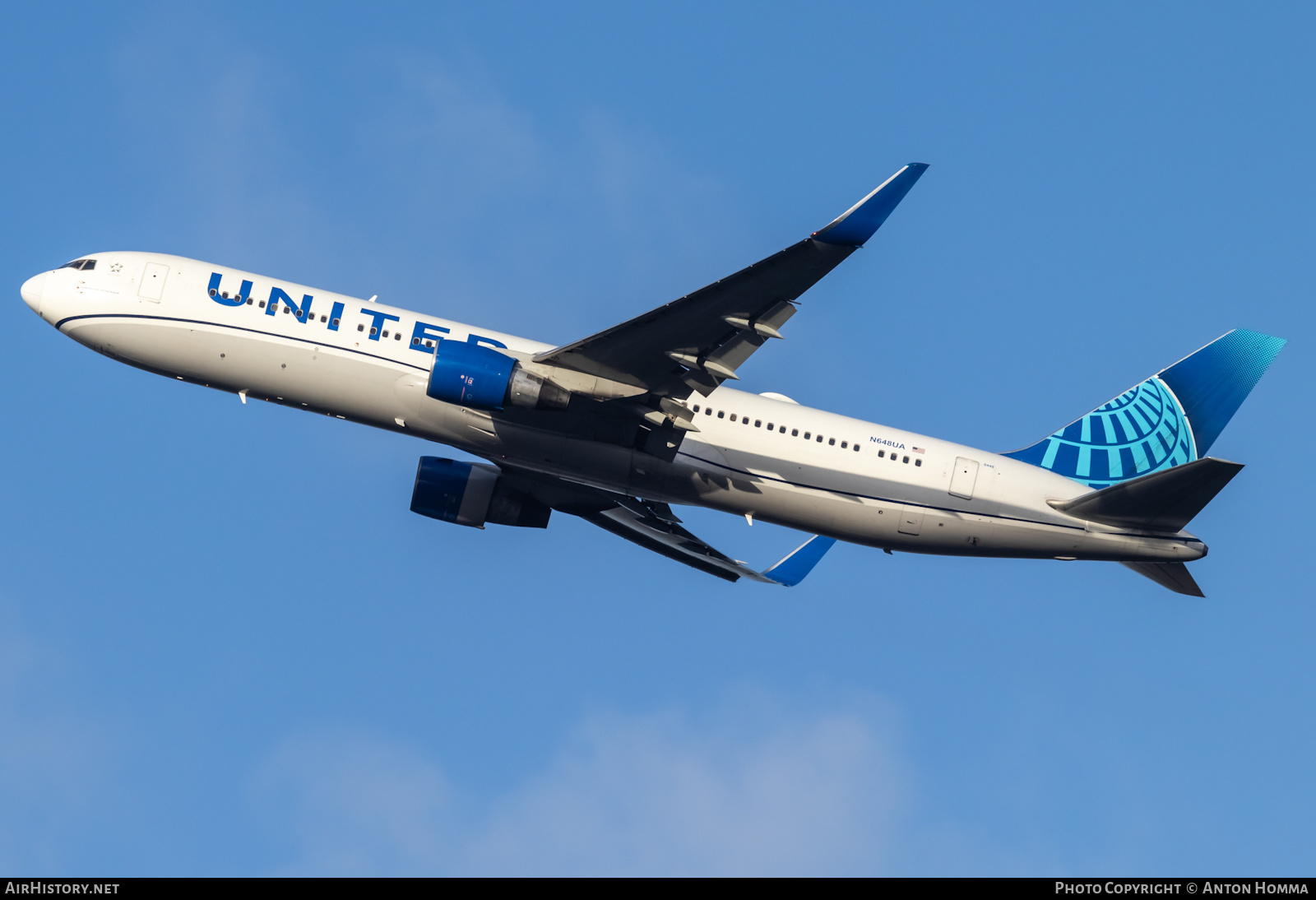 Aircraft Photo of N648UA | Boeing 767-322/ER | United Airlines | AirHistory.net #427441