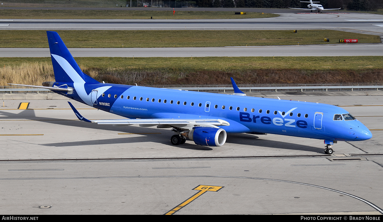 Aircraft Photo of N190BZ | Embraer 195AR (ERJ-190-200IGW) | Breeze Airways | AirHistory.net #427479