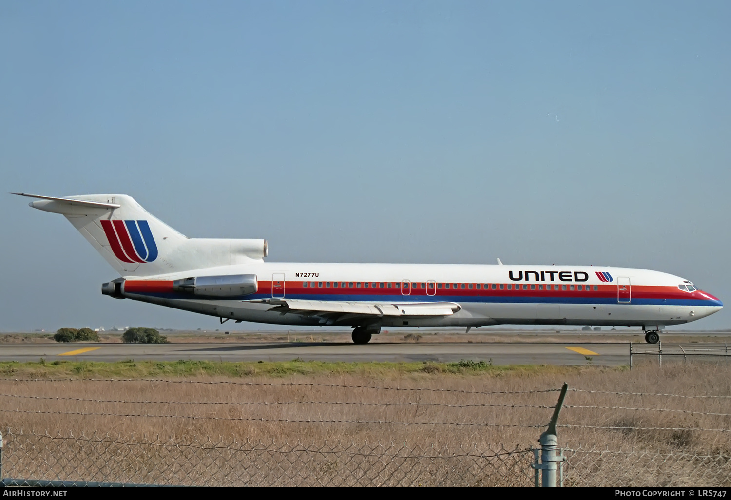 Aircraft Photo of N7277U | Boeing 727-222/Adv | United Airlines | AirHistory.net #427482