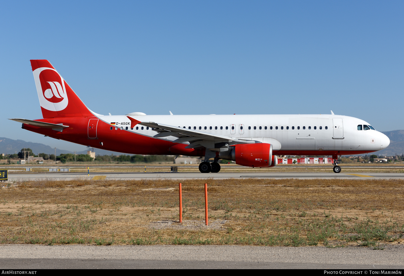 Aircraft Photo of D-ASGK | Airbus A320-214 | AirHistory.net #427666