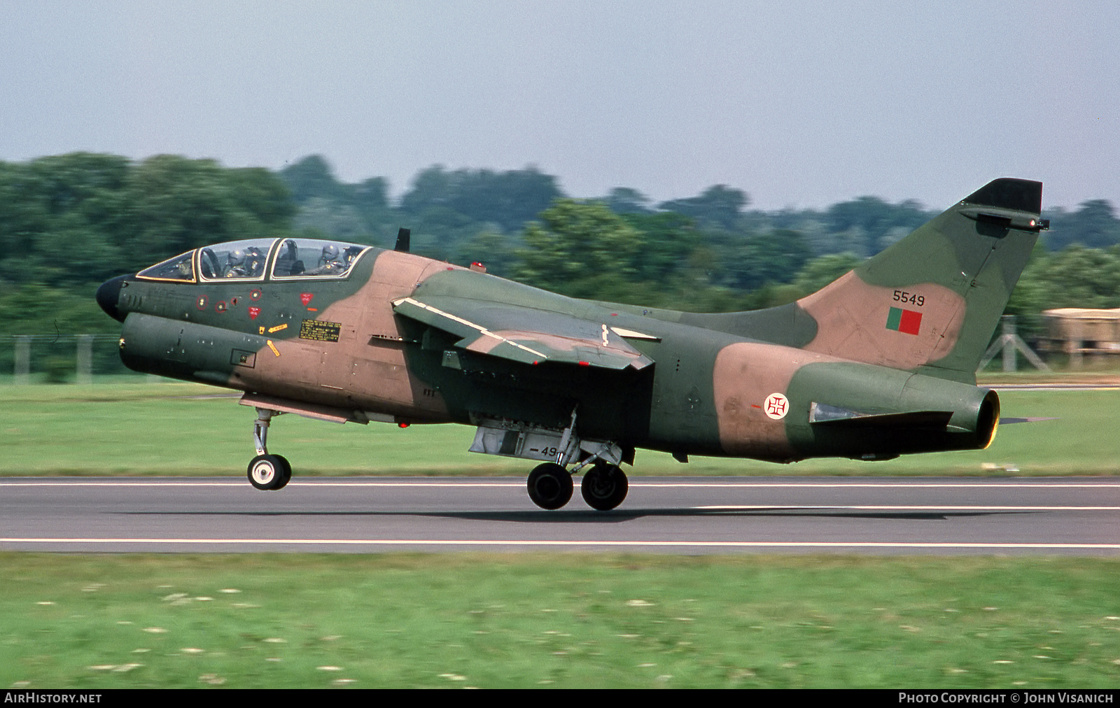 Aircraft Photo of 5549 | LTV TA-7P Corsair II | Portugal - Air Force | AirHistory.net #427714