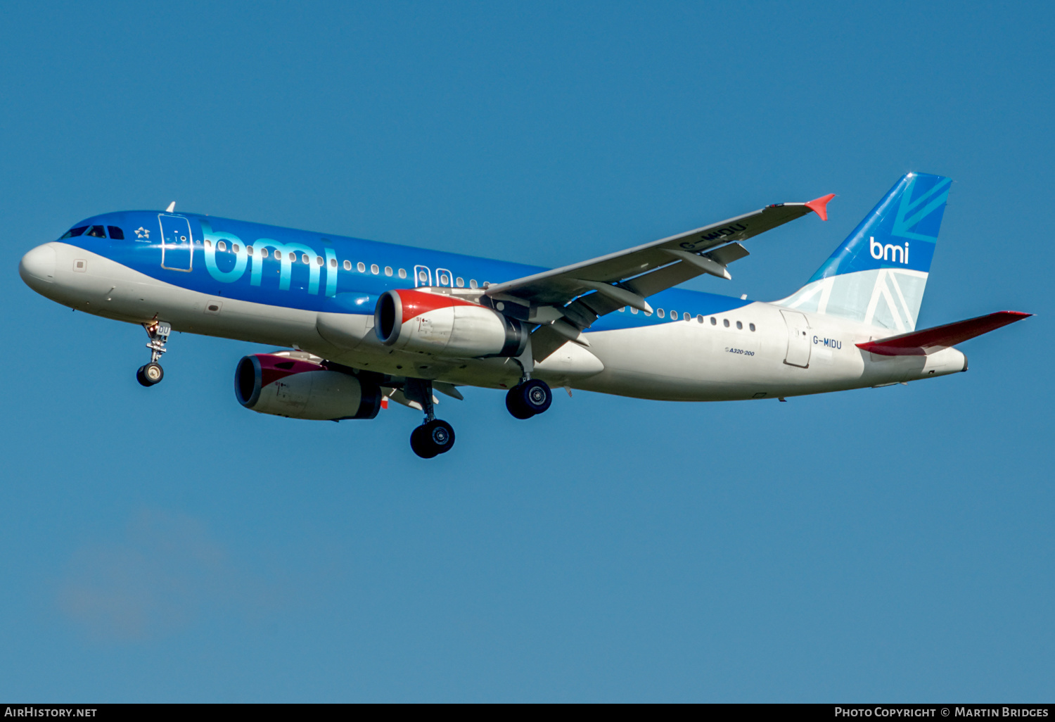 Aircraft Photo of G-MIDU | Airbus A320-232 | BMI - British Midland International | AirHistory.net #427774