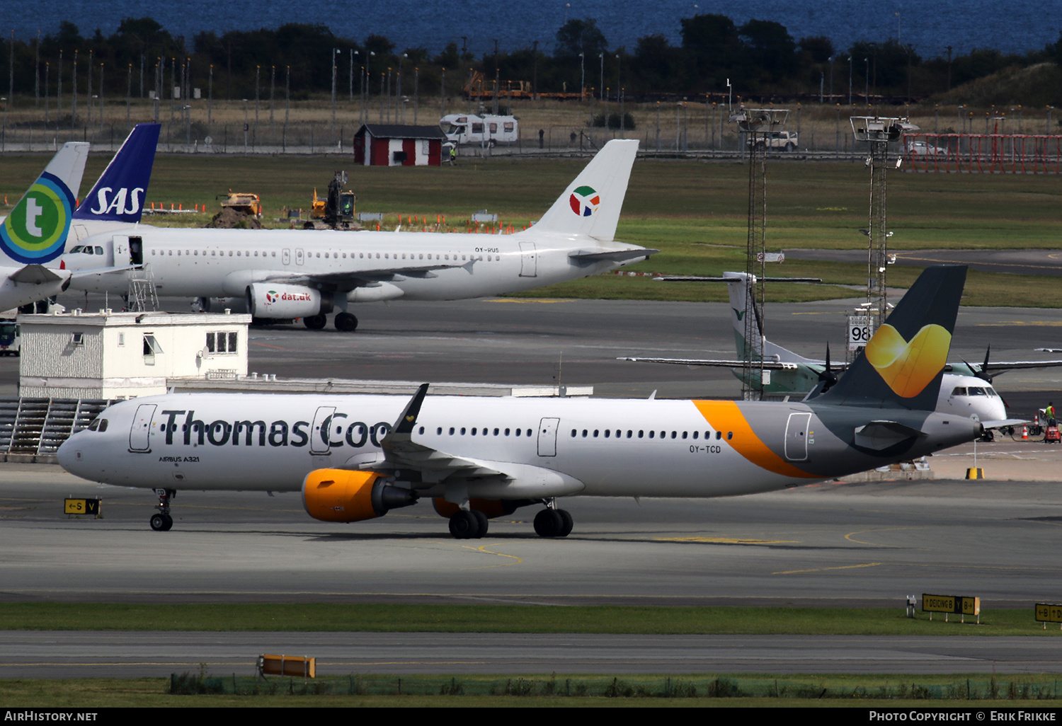 Aircraft Photo of OY-TCD | Airbus A321-211 | Thomas Cook Airlines | AirHistory.net #427888