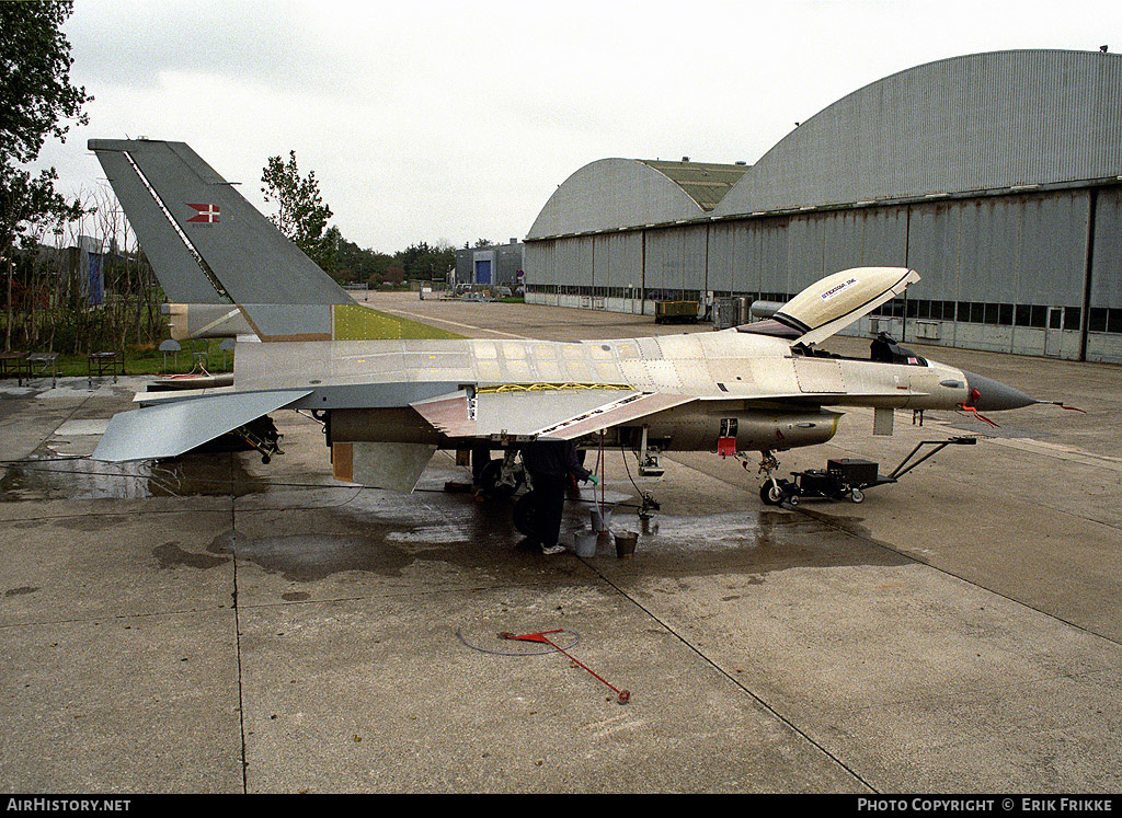 Aircraft Photo of E-599 | General Dynamics F-16A Fighting Falcon | Denmark - Air Force | AirHistory.net #427939