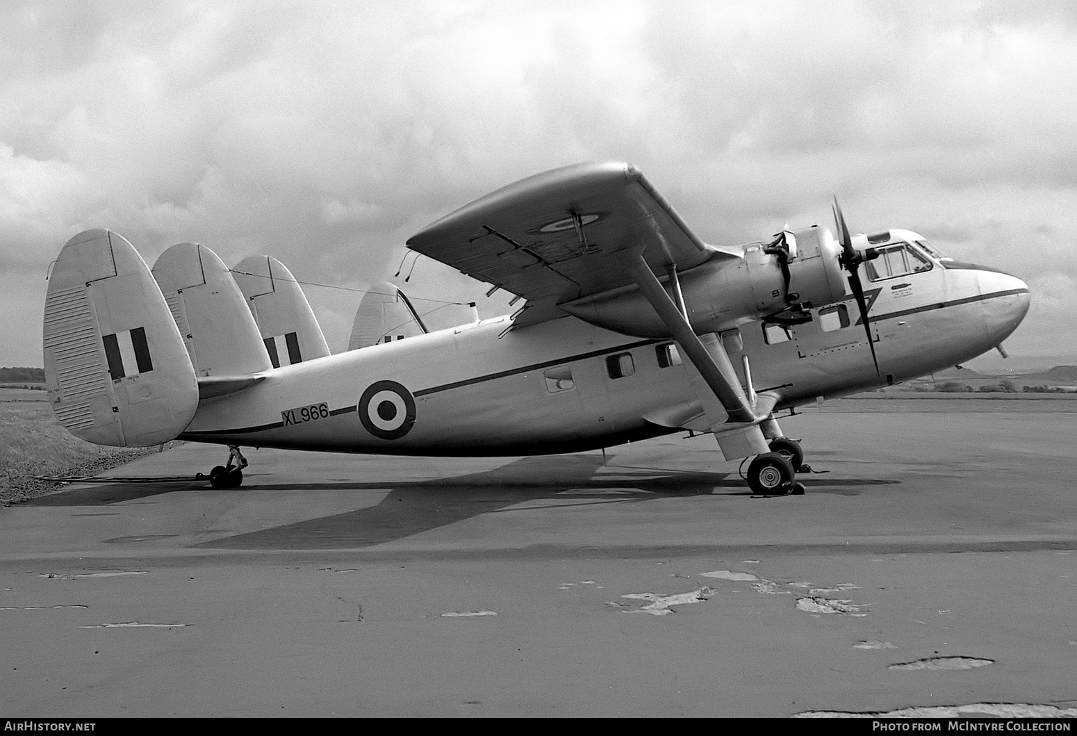 Aircraft Photo of XL966 | Scottish Aviation Twin Pioneer CC.1 | UK - Air Force | AirHistory.net #427952