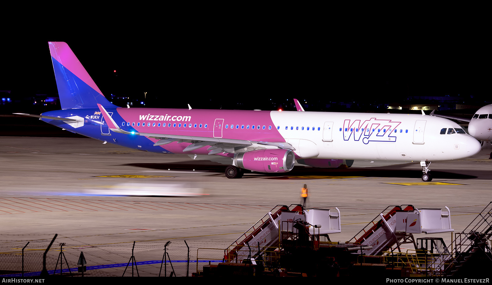Aircraft Photo of G-WUKH | Airbus A321-231 | Wizz Air | AirHistory.net #428041