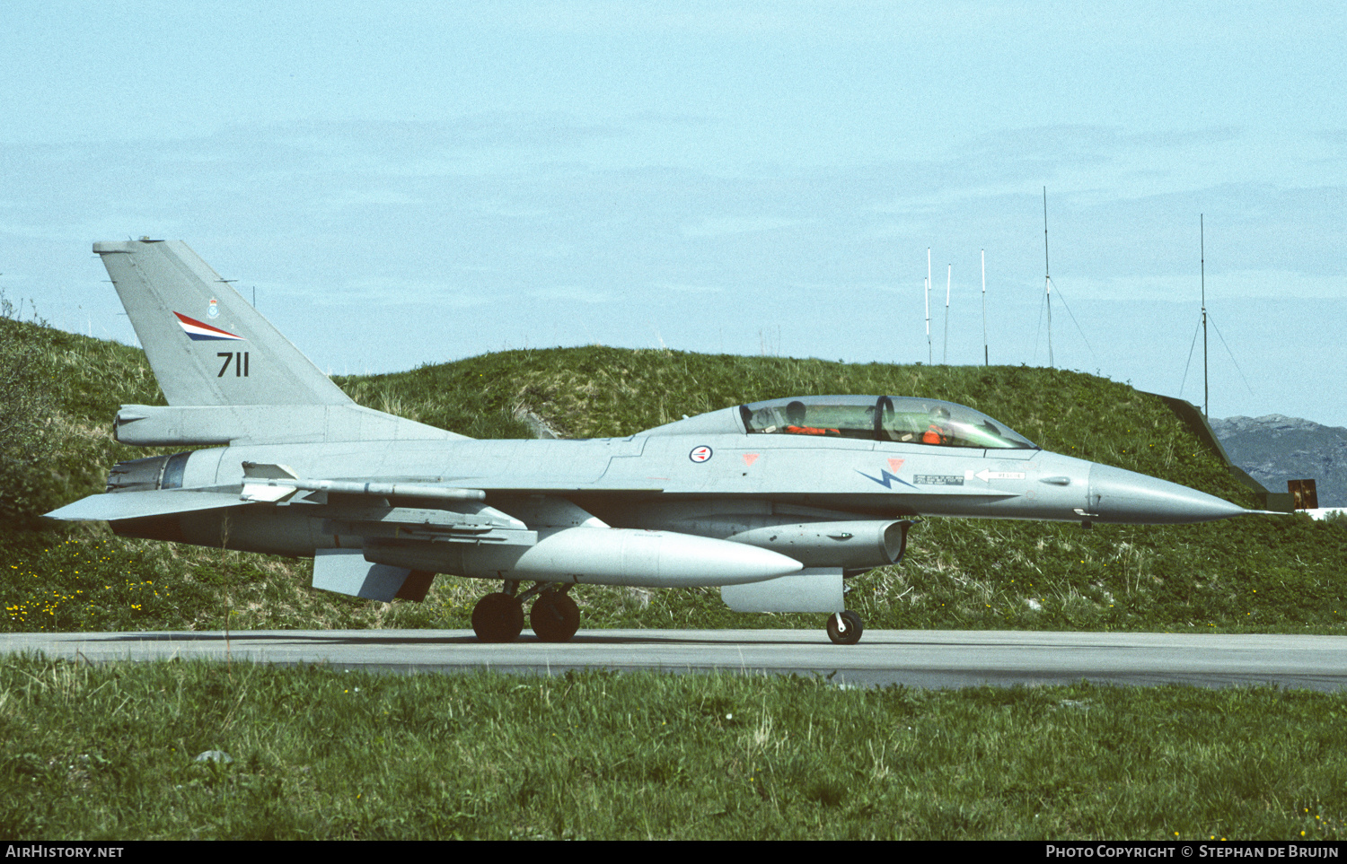 Aircraft Photo of 711 | General Dynamics F-16B Fighting Falcon | Norway - Air Force | AirHistory.net #428110