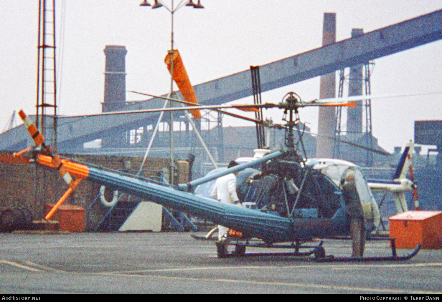 Aircraft Photo of G-ASVH | Hiller UH-12B | AirHistory.net #428116