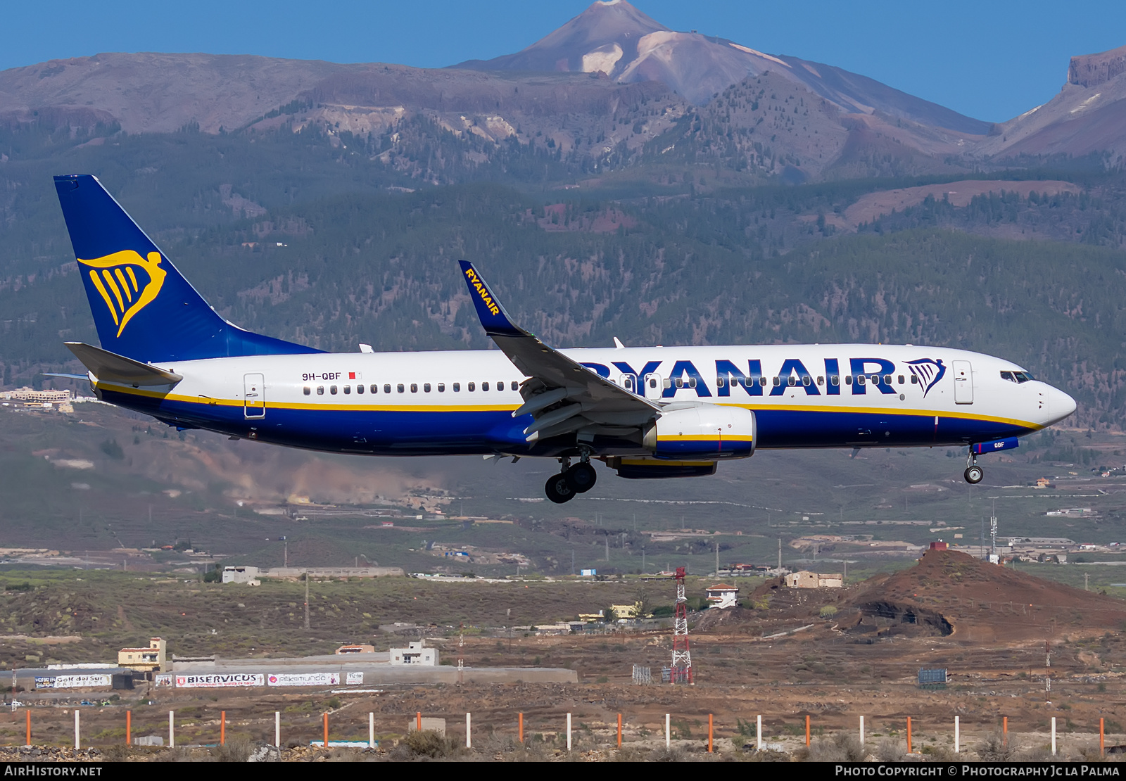 Aircraft Photo of 9H-QBF | Boeing 737-800 | Ryanair | AirHistory.net #428121