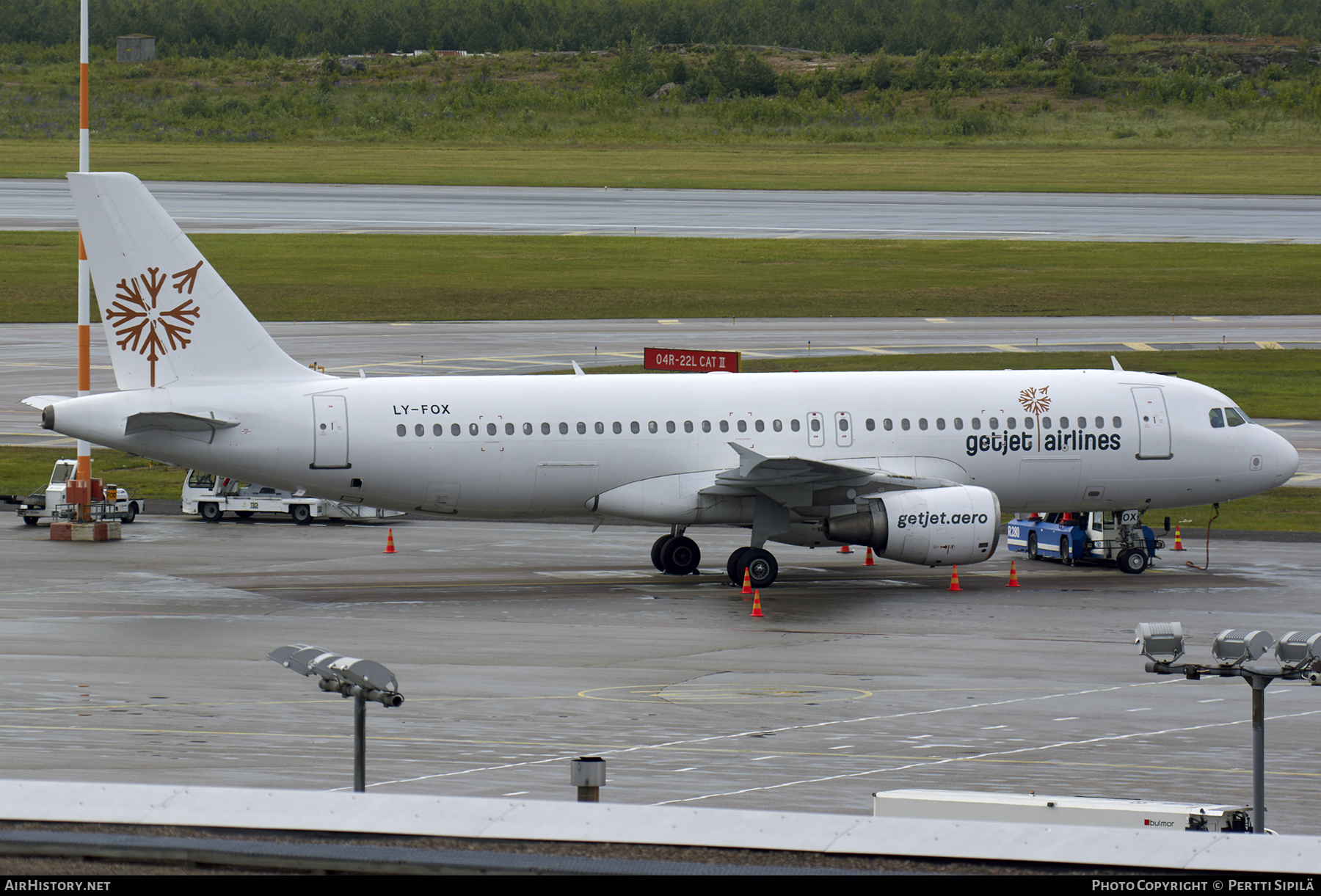 Aircraft Photo of LY-FOX | Airbus A320-214 | GetJet Airlines | AirHistory.net #428137