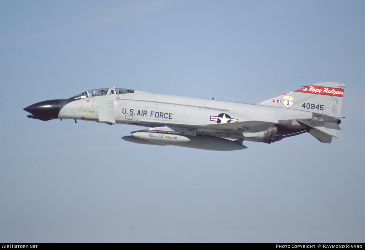 Aircraft Photo of 64-0945 / 40945 | McDonnell Douglas F-4D Phantom II | USA - Air Force | AirHistory.net #428186
