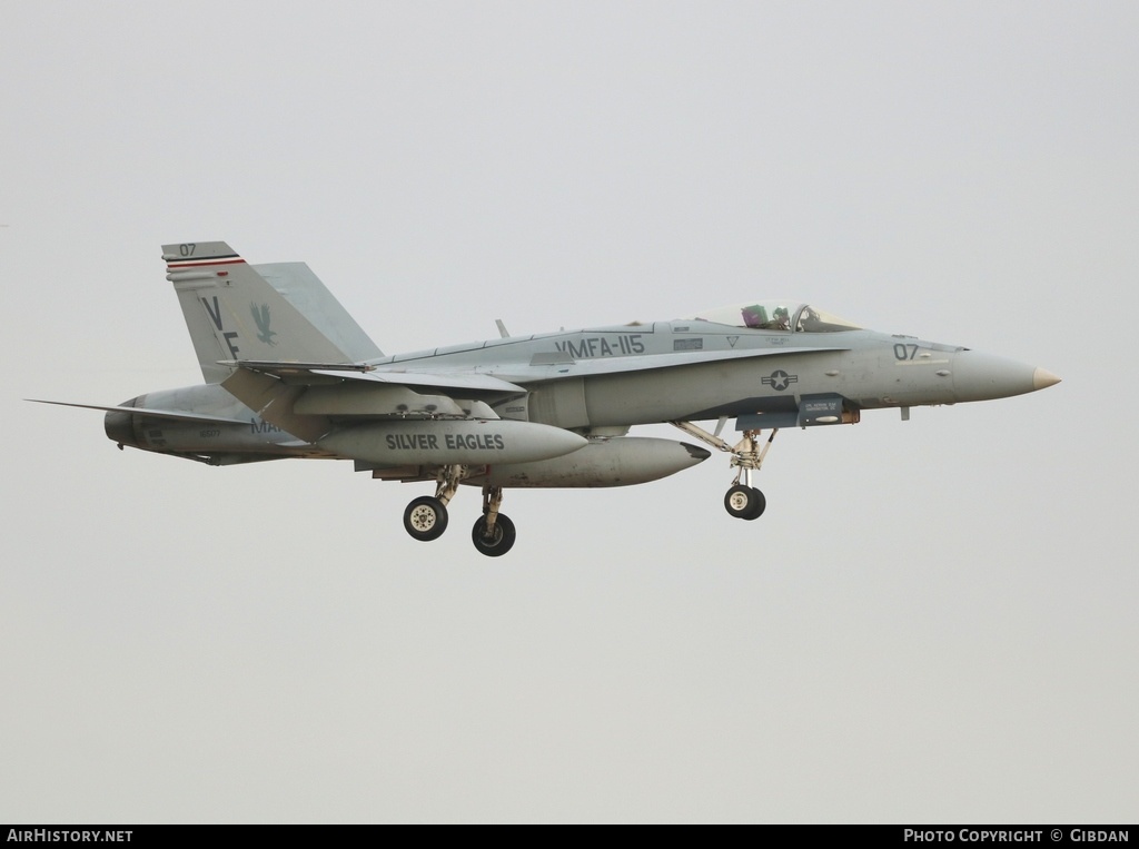 Aircraft Photo of 165177 | McDonnell Douglas F/A-18C Hornet | USA - Marines | AirHistory.net #428215