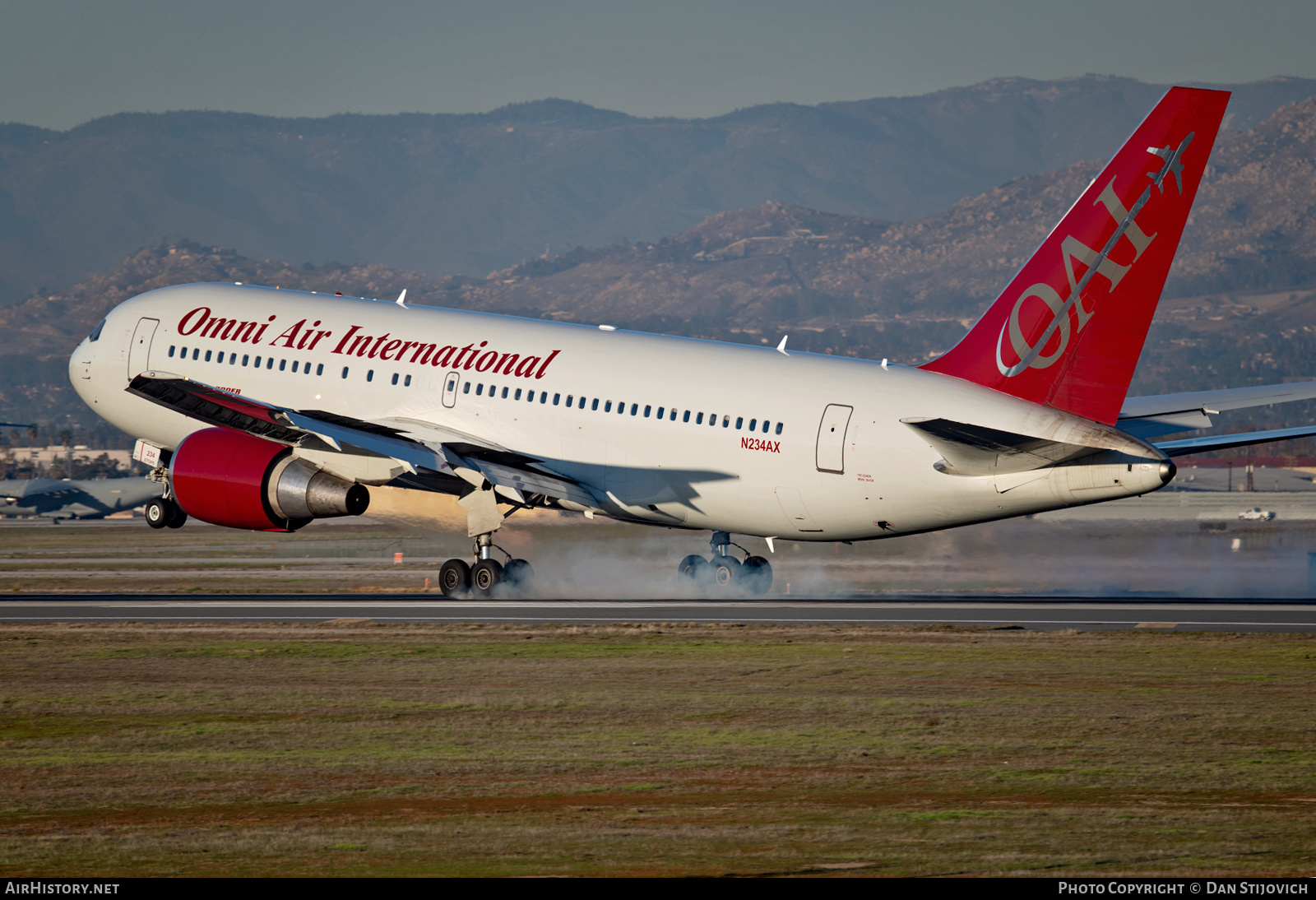 Aircraft Photo of N234AX | Boeing 767-224/ER | Omni Air International - OAI | AirHistory.net #428249