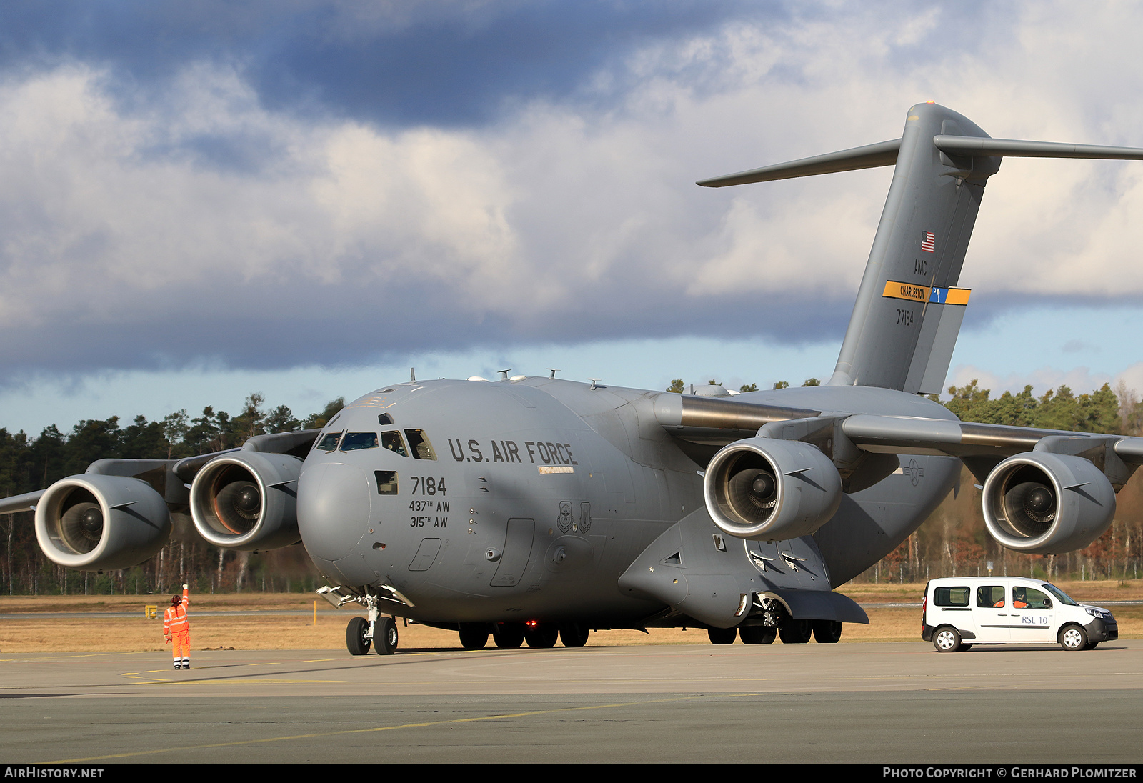 Aircraft Photo of 07-7184 / 77184 | Boeing C-17A Globemaster III | USA - Air Force | AirHistory.net #428278