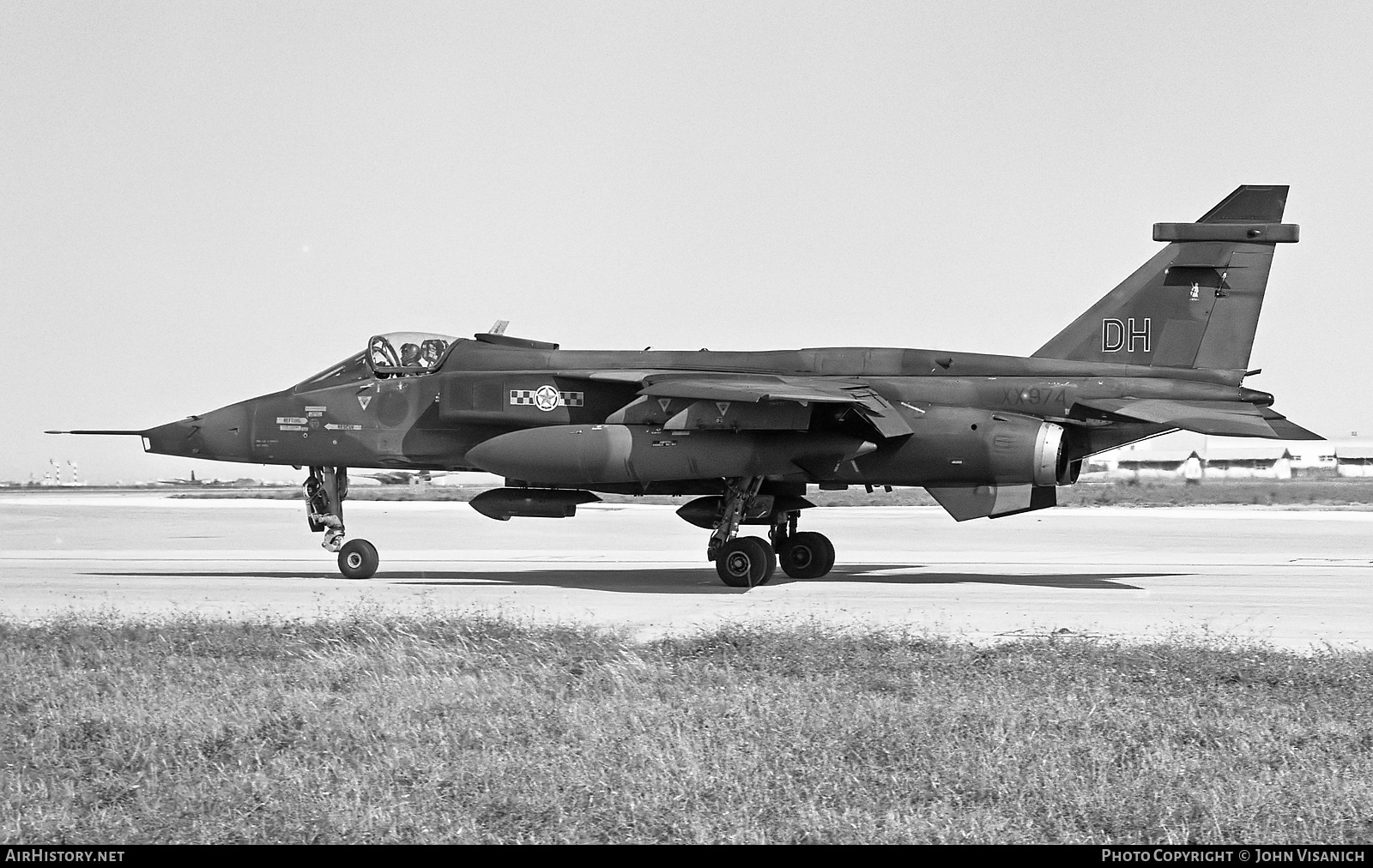Aircraft Photo of XX974 | Sepecat Jaguar GR1 | UK - Air Force | AirHistory.net #428291