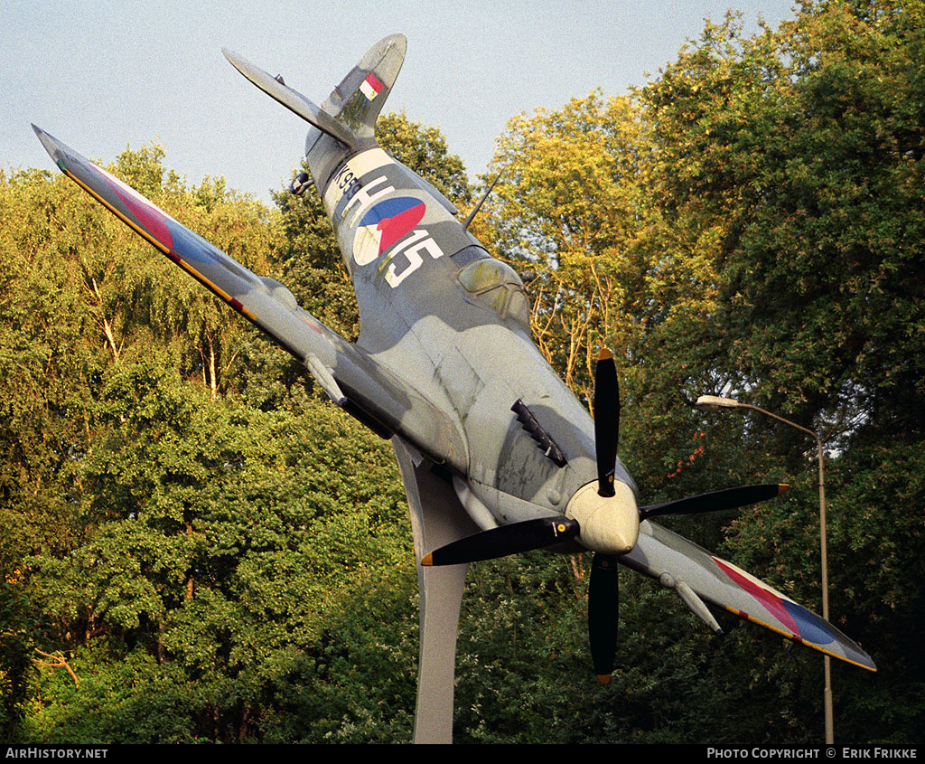 Aircraft Photo of H-15 / MK959 | Supermarine 361 Spitfire LF9C (model) | Netherlands - Air Force | AirHistory.net #428296