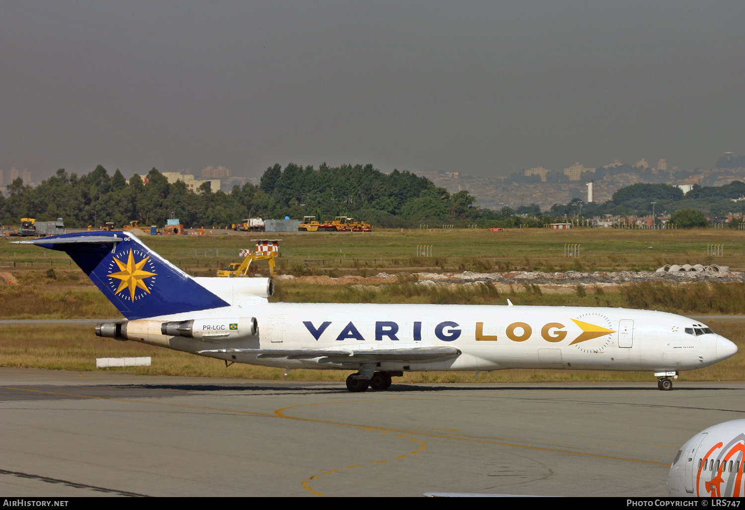Aircraft Photo of PR-LGC | Boeing 727-2A1/Adv(F) | Varig Log | AirHistory.net #428306