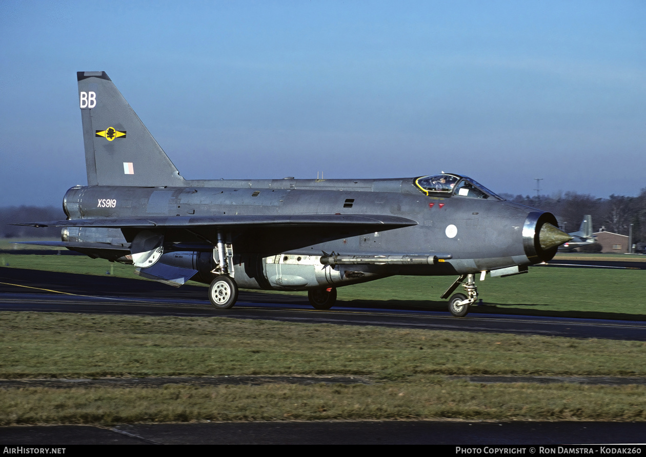 Aircraft Photo of XS919 | English Electric Lightning F6 | UK - Air Force | AirHistory.net #428325