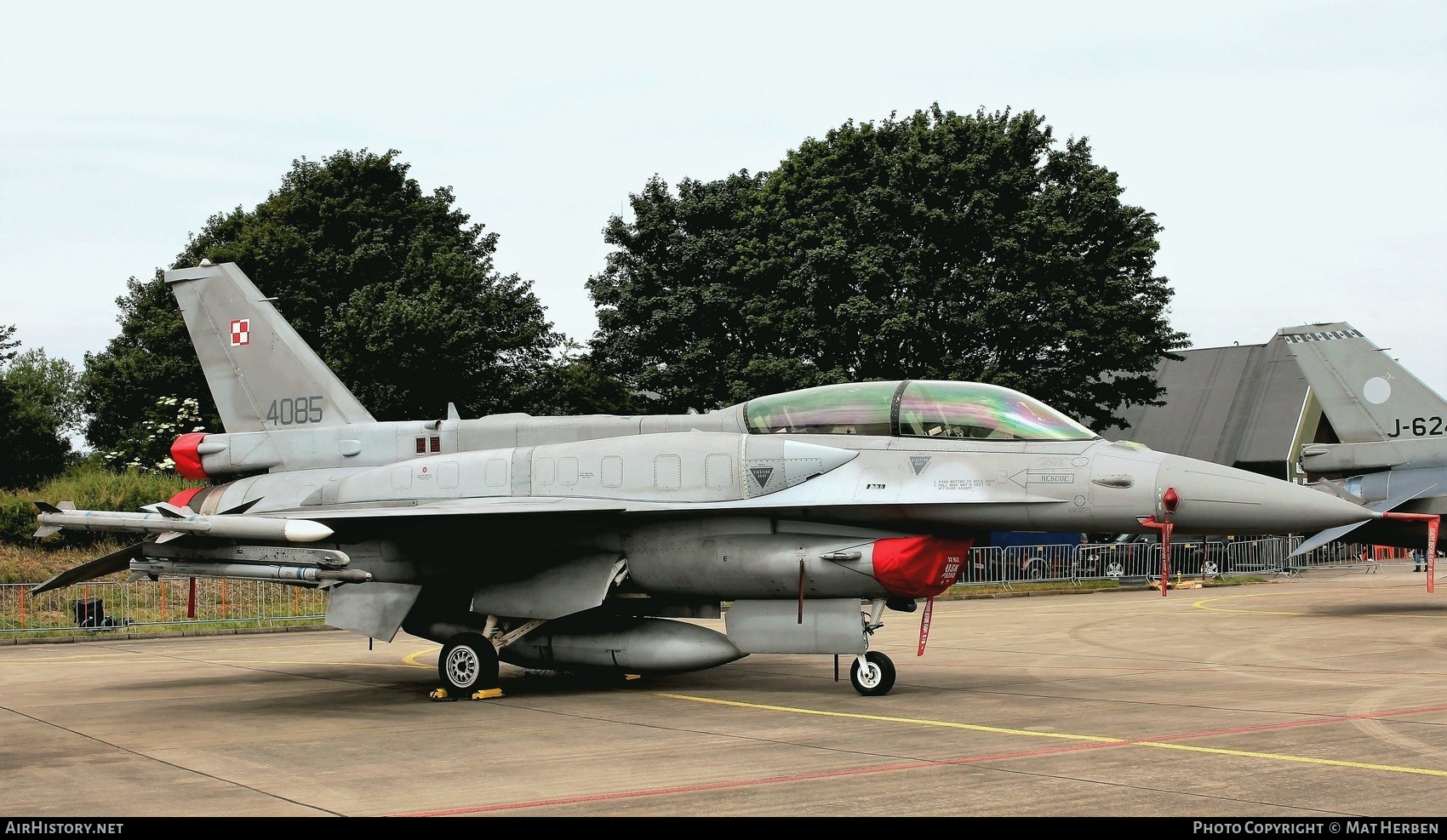 Aircraft Photo of 4085 | General Dynamics F-16D Fighting Falcon | Poland - Air Force | AirHistory.net #428334