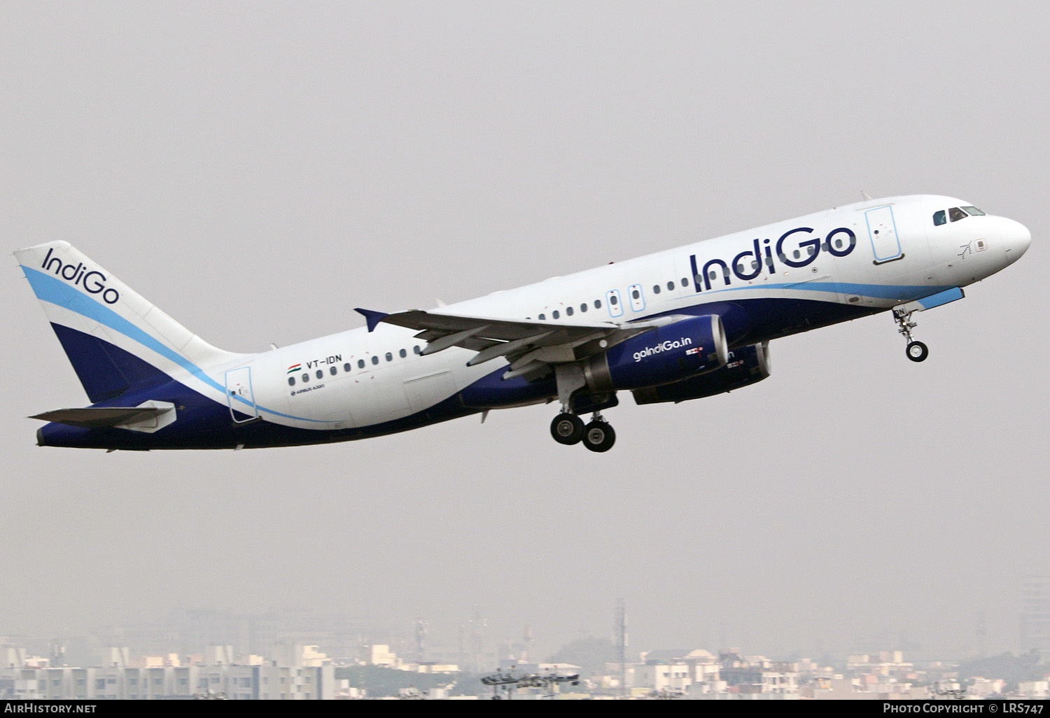 Aircraft Photo of VT-IDN | Airbus A320-232 | IndiGo | AirHistory.net #428364