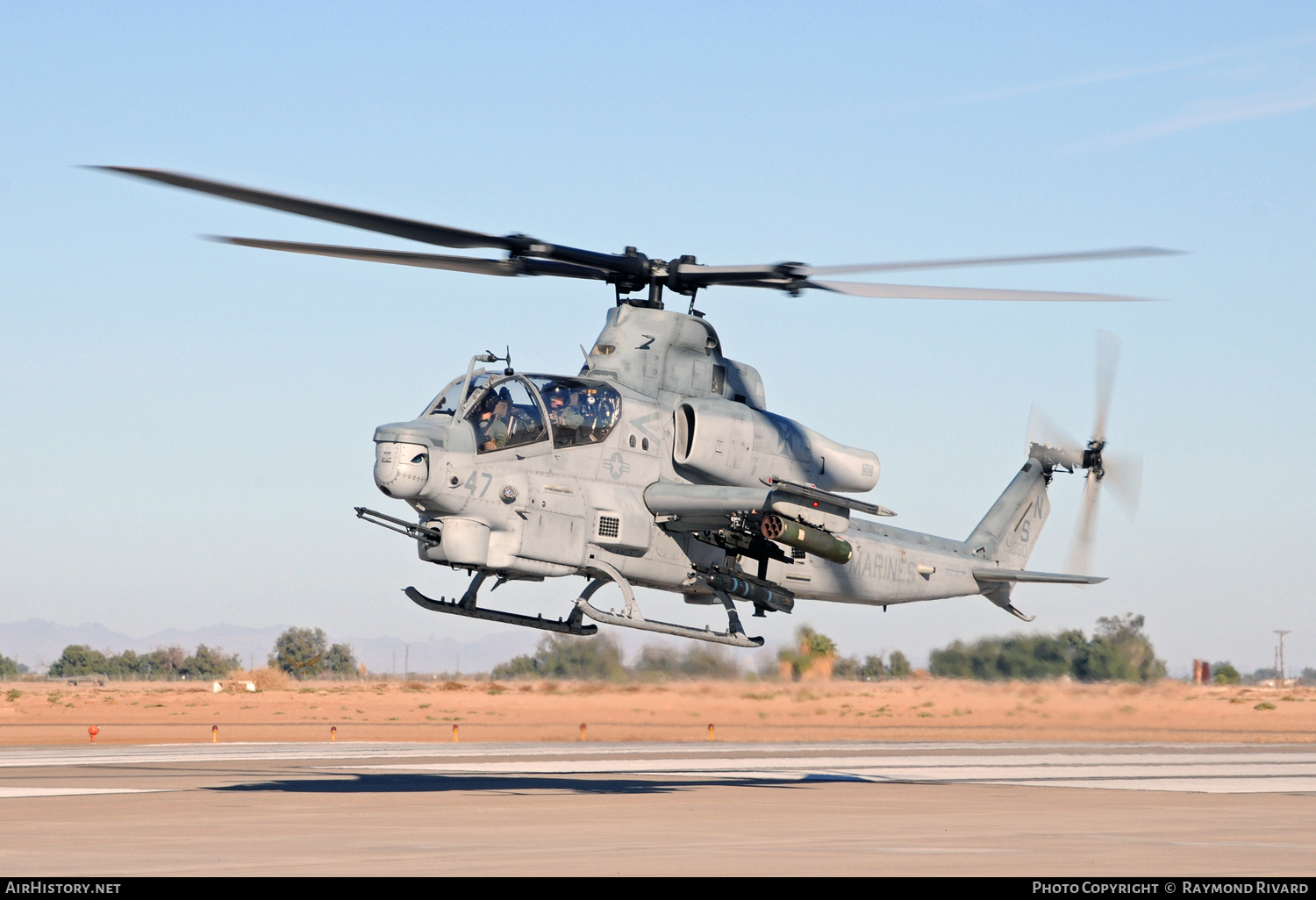 Aircraft Photo of 168050 | Bell AH-1Z Viper (449) | USA - Marines | AirHistory.net #428409