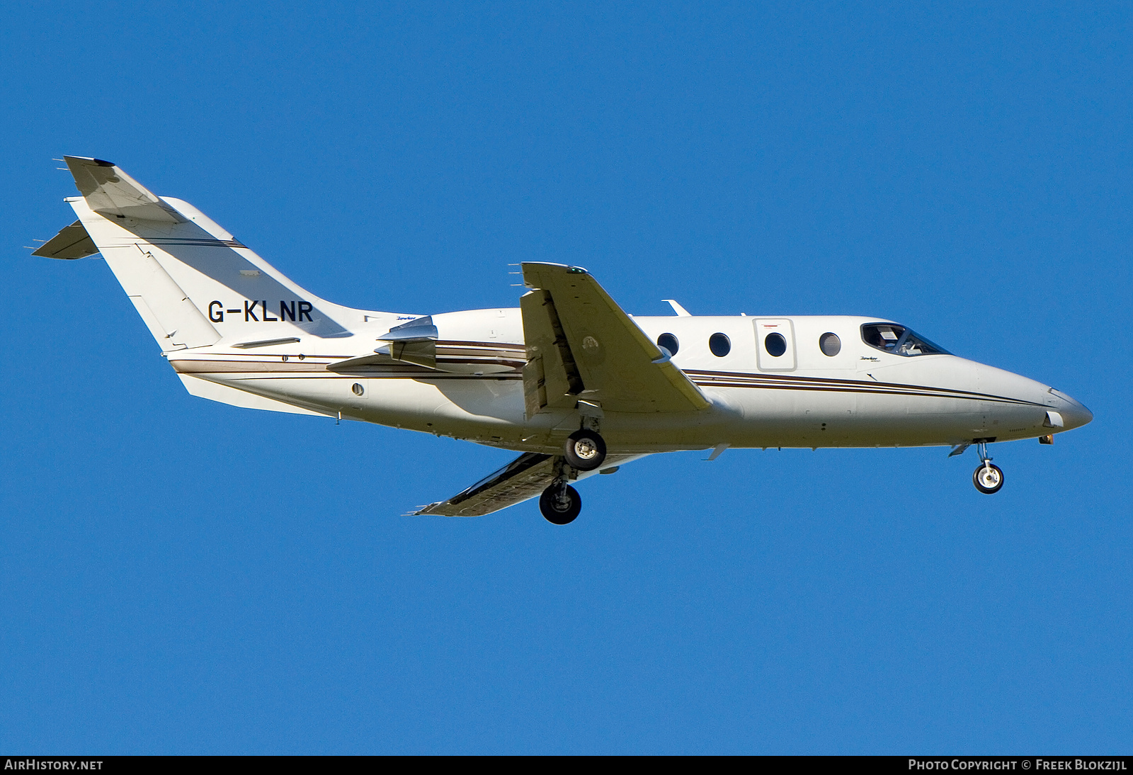 Aircraft Photo of G-KLNR | Raytheon Beechjet 400A | AirHistory.net #428445