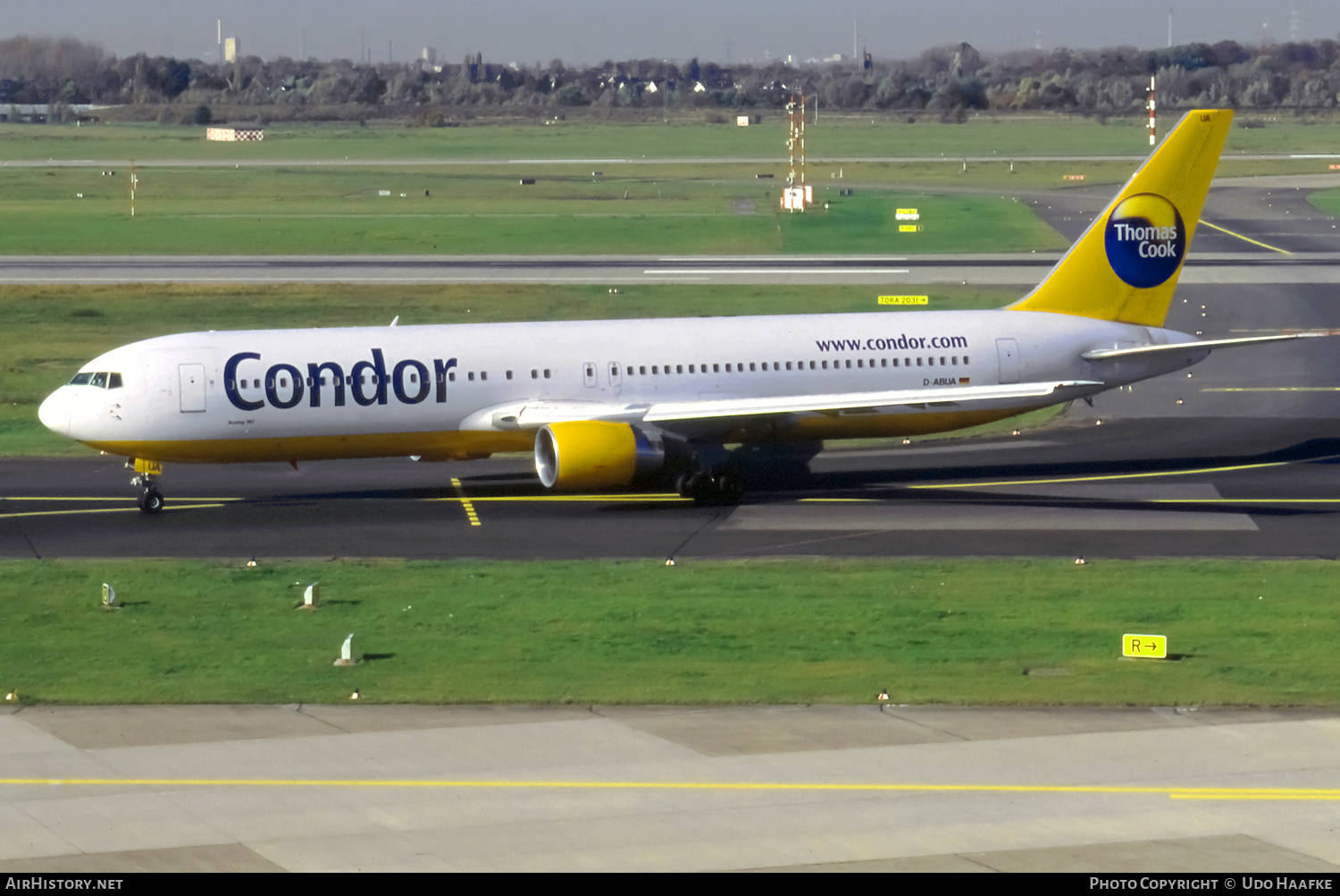Aircraft Photo of D-ABUA | Boeing 767-330/ER | Condor Flugdienst | AirHistory.net #428458
