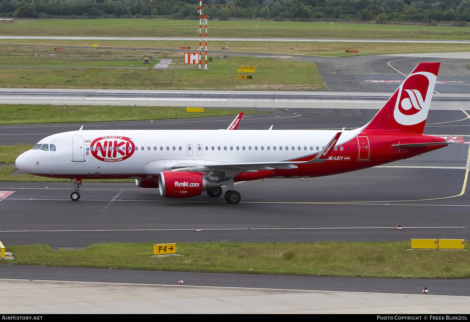 Aircraft Photo of OE-LEY | Airbus A320-214 | Niki | AirHistory.net #428560
