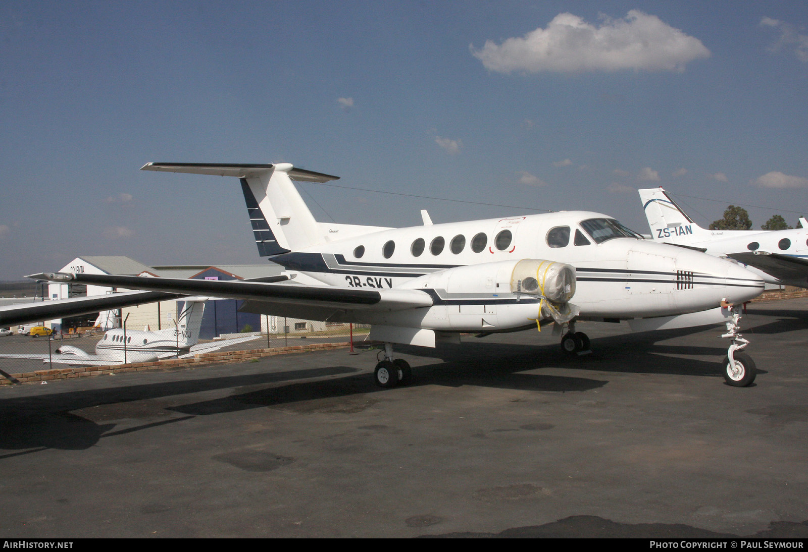 Aircraft Photo of 3B-SKY | Beech B200 Super King Air | AirHistory.net #428608