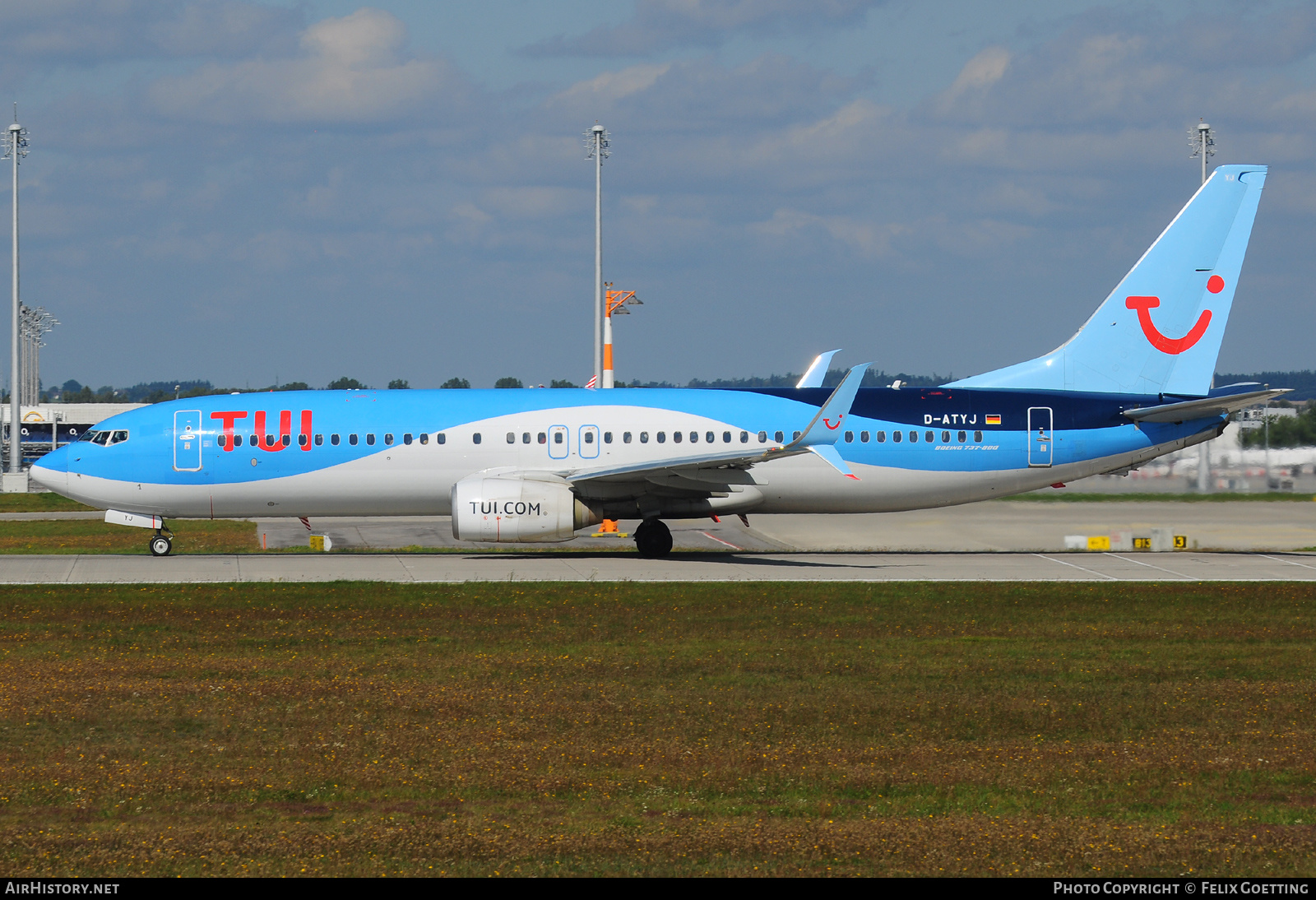 Aircraft Photo of D-ATYJ | Boeing 737-86N | TUI | AirHistory.net #428612