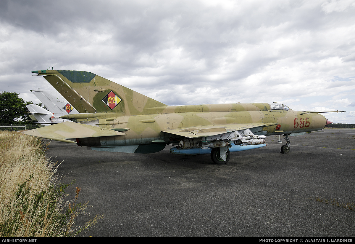 Aircraft Photo of 686 | Mikoyan-Gurevich MiG-21MF | East Germany - Air Force | AirHistory.net #428620