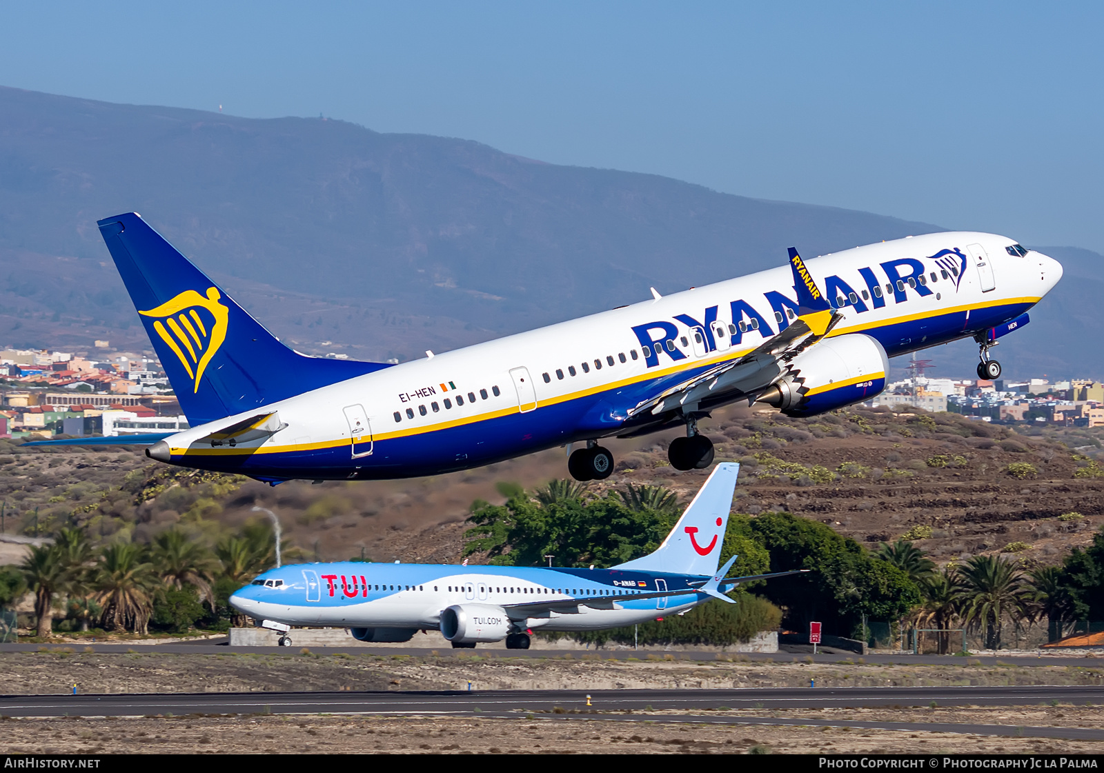 Aircraft Photo of EI-HEN | Boeing 737-8200 Max 200 | Ryanair | AirHistory.net #428624