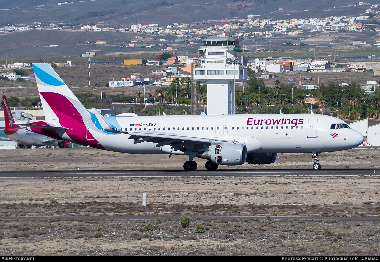 Aircraft Photo of D-AEWJ | Airbus A320-214 | Eurowings | AirHistory.net #428747