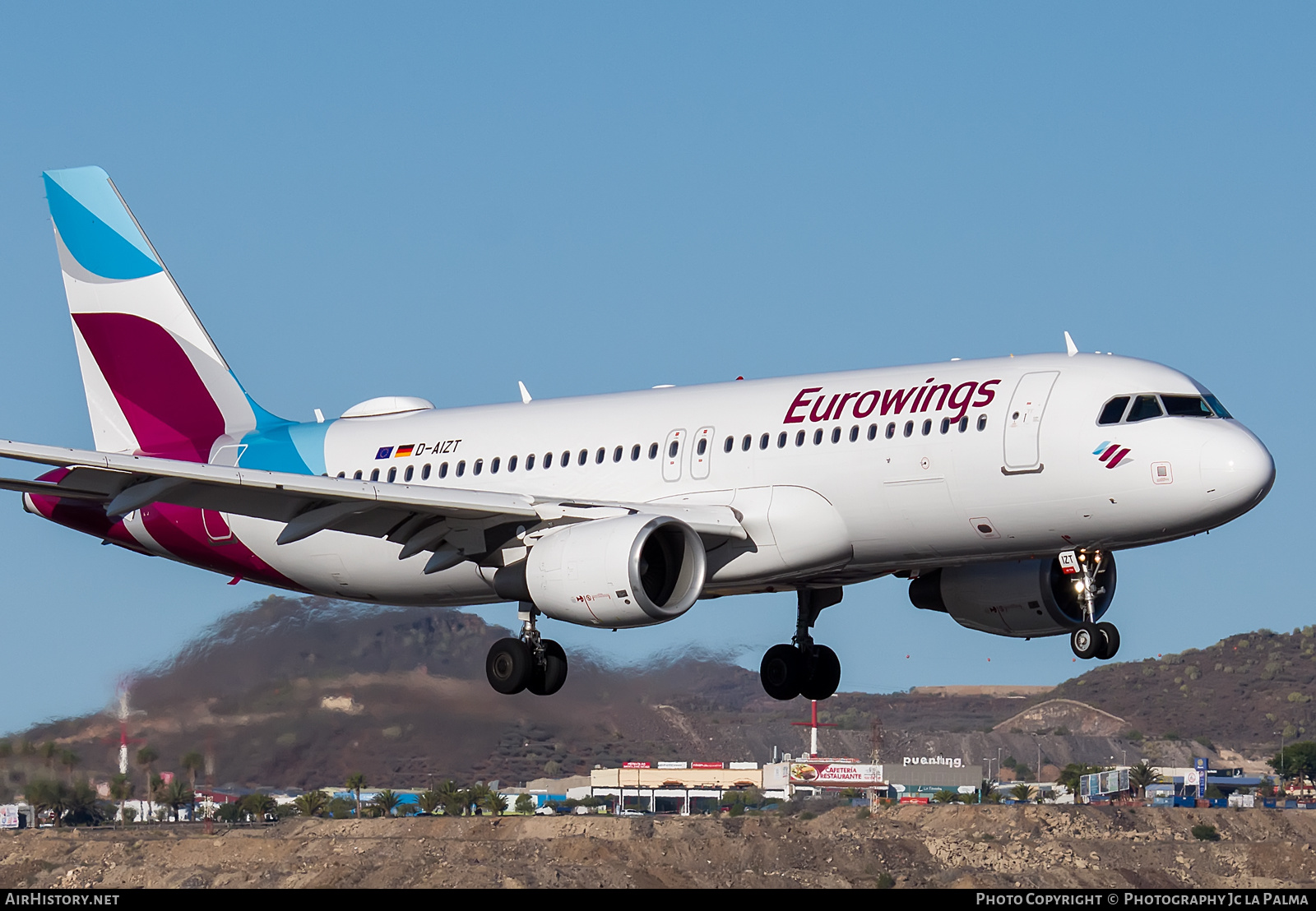 Aircraft Photo of D-AIZT | Airbus A320-214 | Eurowings | AirHistory.net #428794