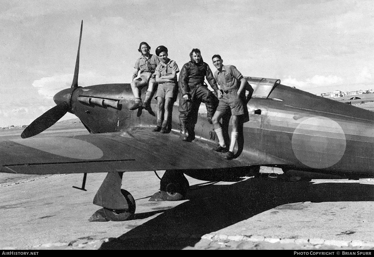 Aircraft Photo of DG622 | Hawker Hurricane Mk2A | UK - Air Force | AirHistory.net #428883