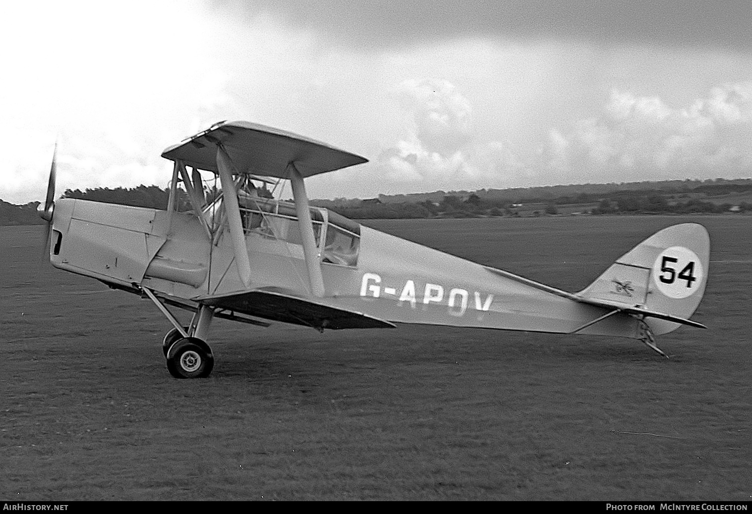 Aircraft Photo of G-APOV | Thruxton Jackaroo | The Tiger Club | AirHistory.net #428899