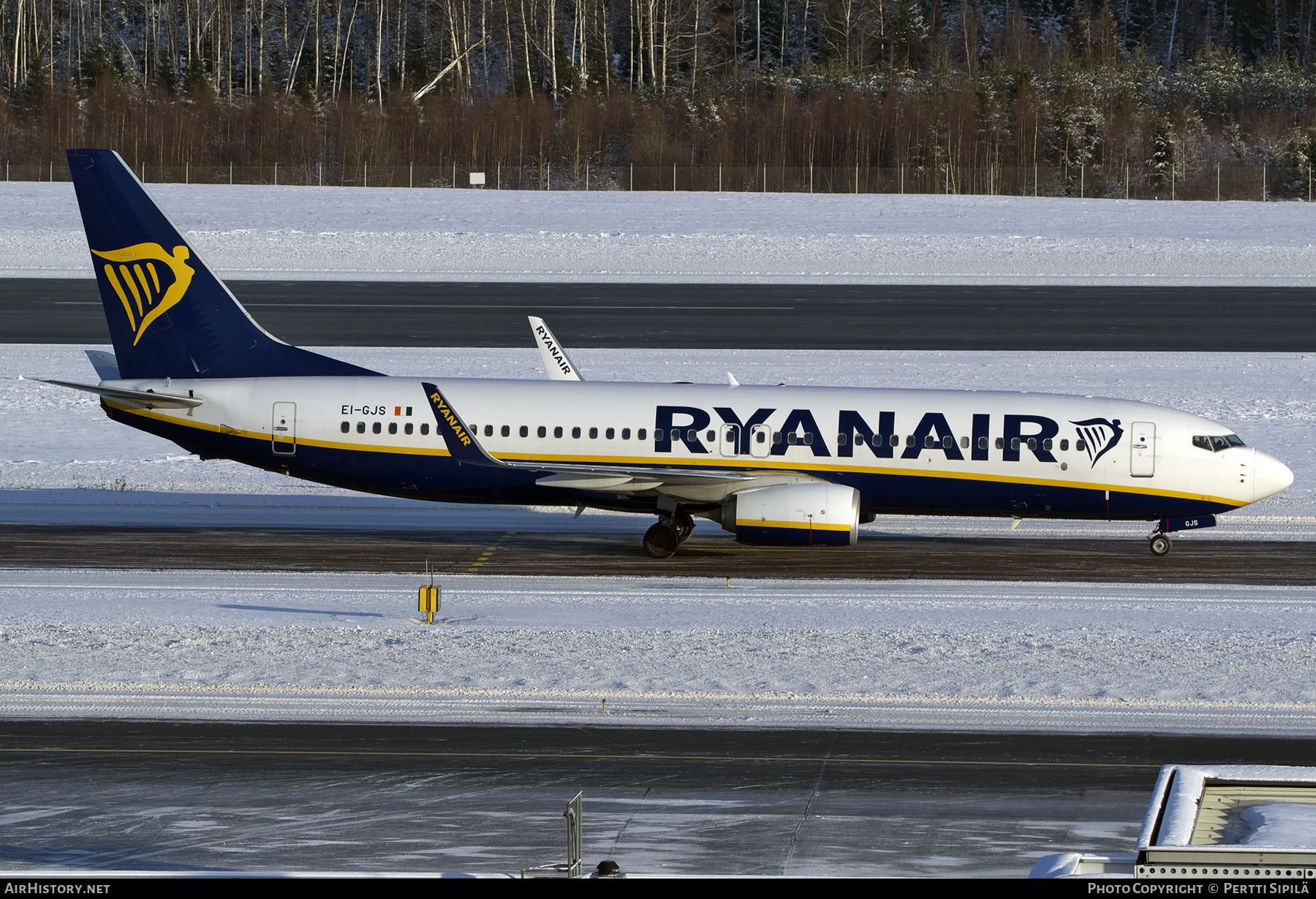 Aircraft Photo of EI-GJS | Boeing 737-800 | Ryanair | AirHistory.net #428945