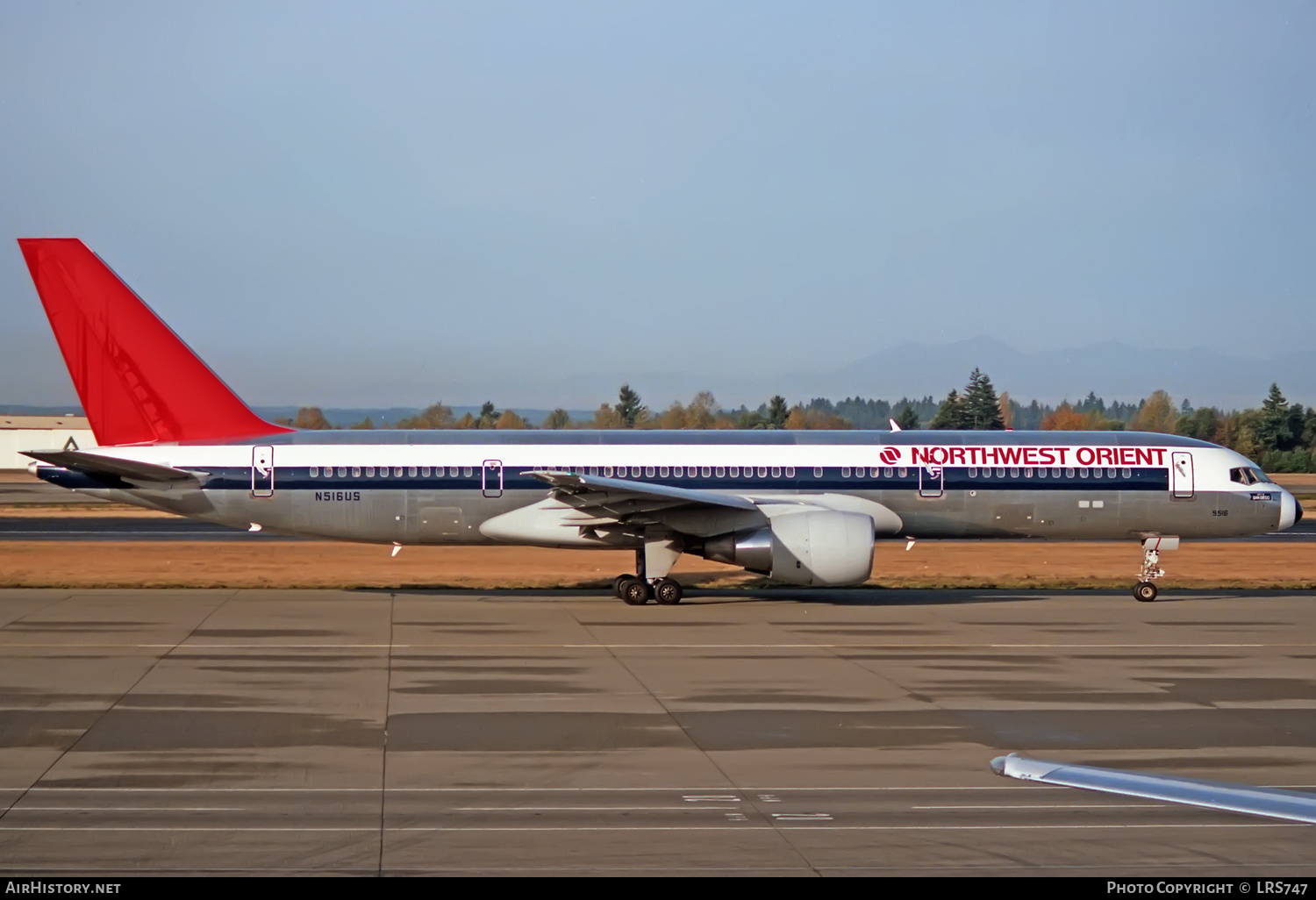 Aircraft Photo of N516US | Boeing 757-251 | Northwest Orient Airlines | AirHistory.net #428950