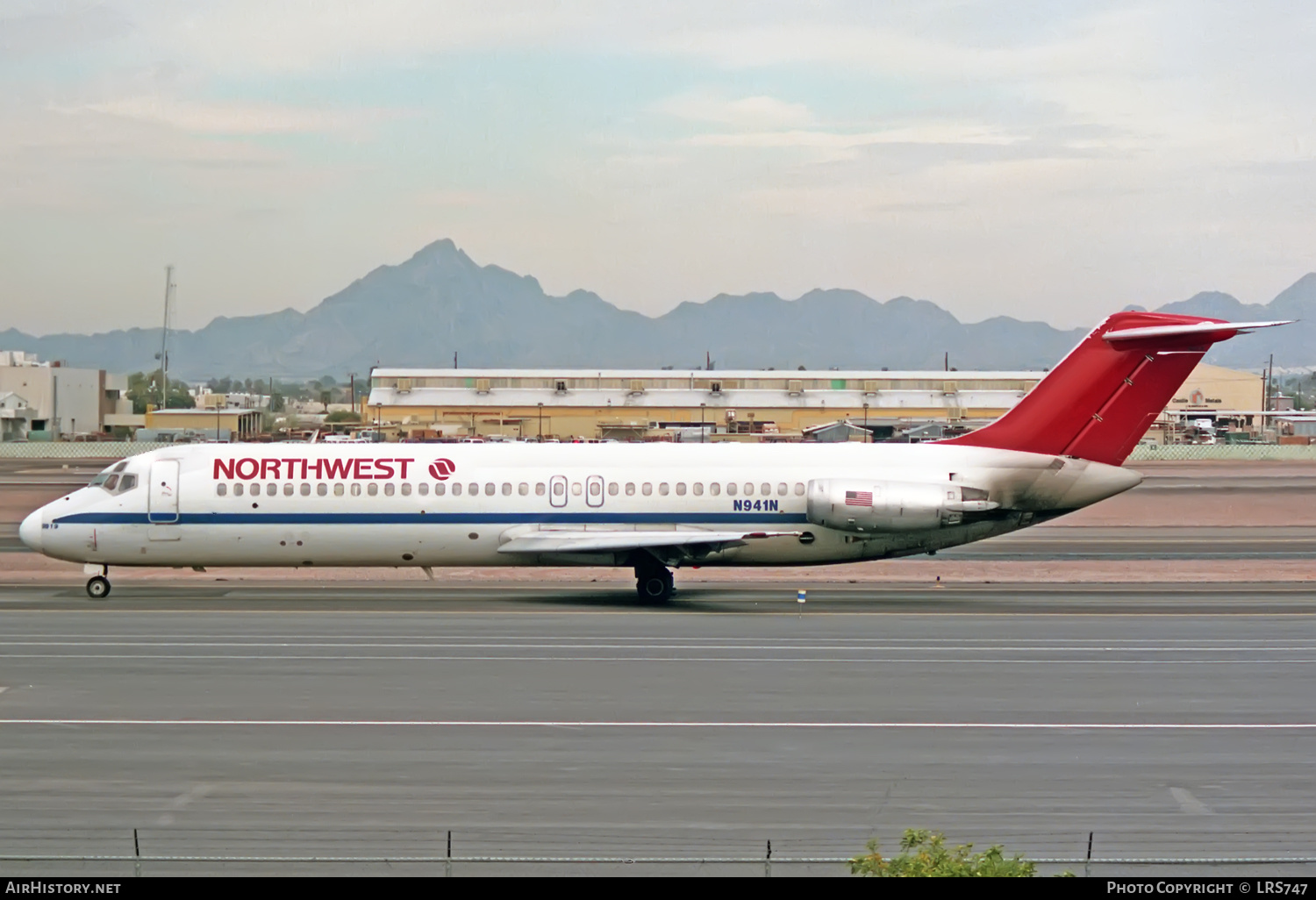 Aircraft Photo of N941N | McDonnell Douglas DC-9-32 | Northwest Airlines | AirHistory.net #428952
