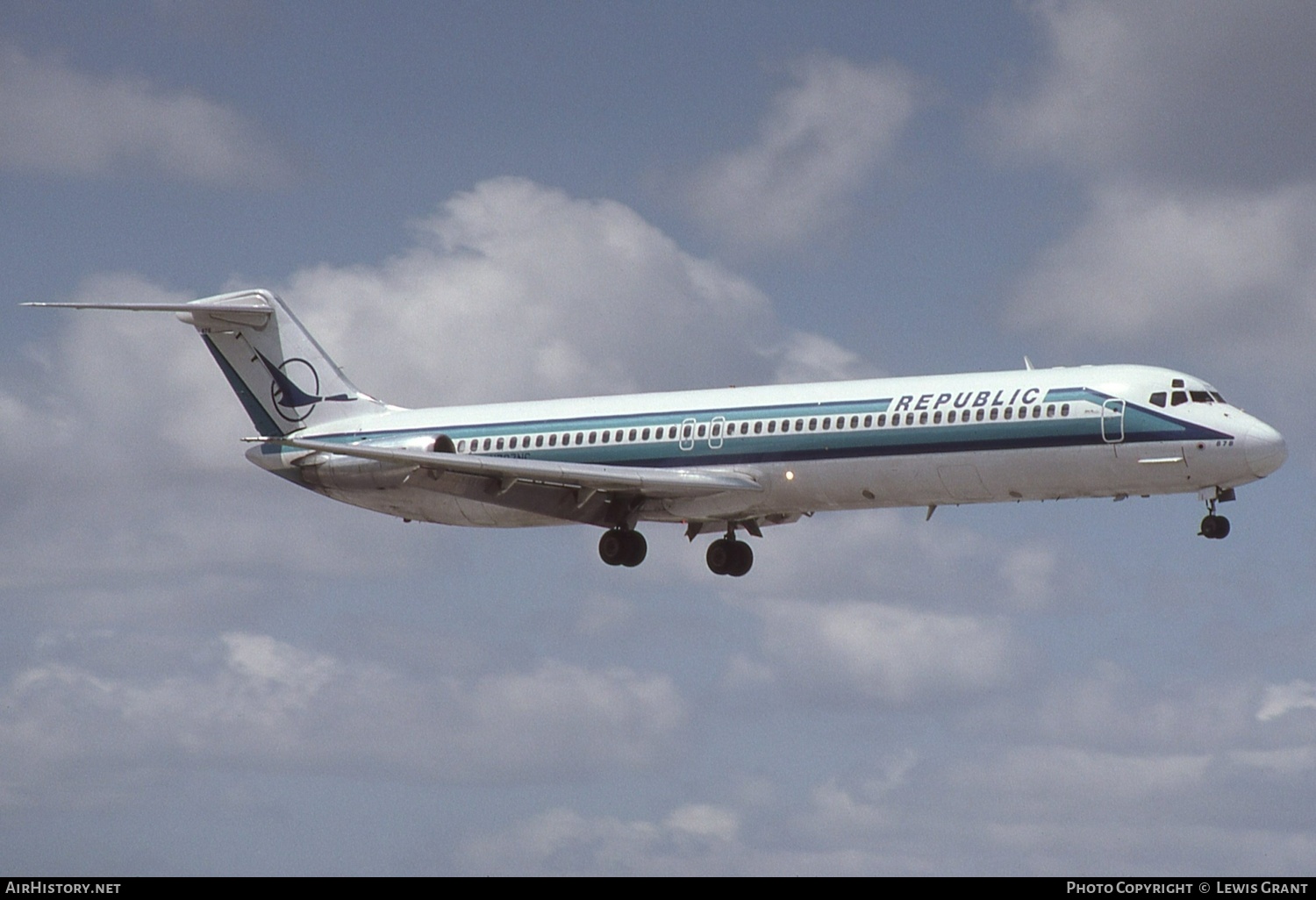 Aircraft Photo of N787NC | McDonnell Douglas DC-9-51 | Republic Airlines | AirHistory.net #428979