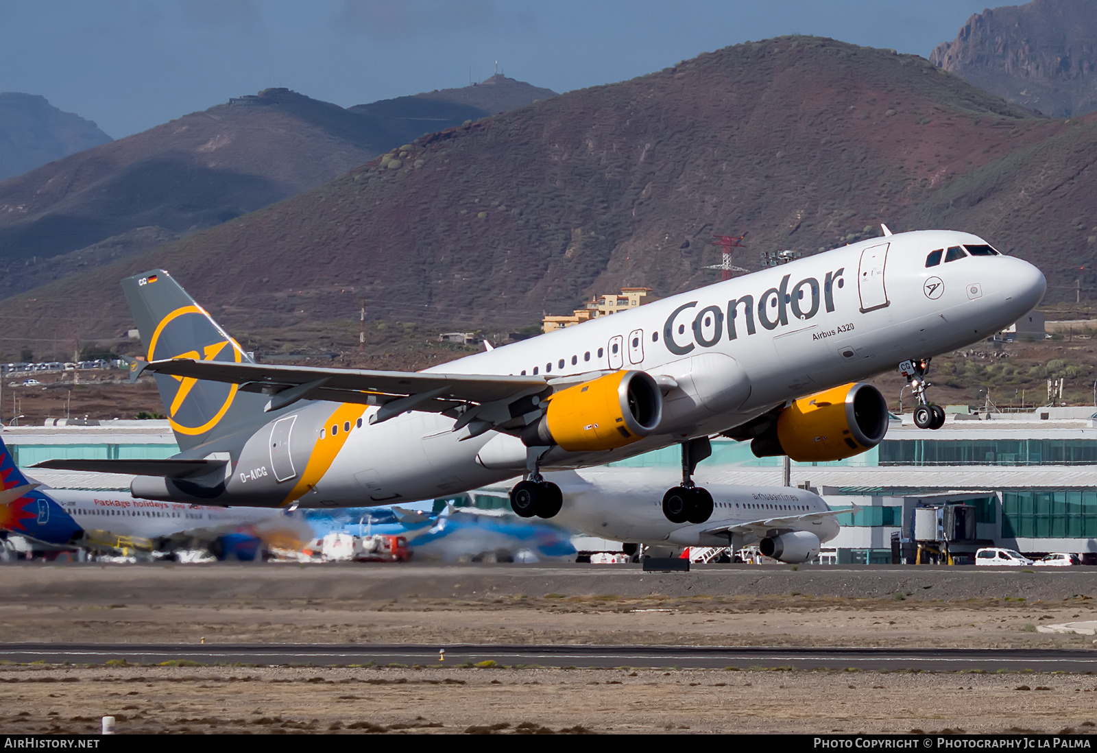 Aircraft Photo of D-AICG | Airbus A320-212 | Condor Flugdienst | AirHistory.net #429024