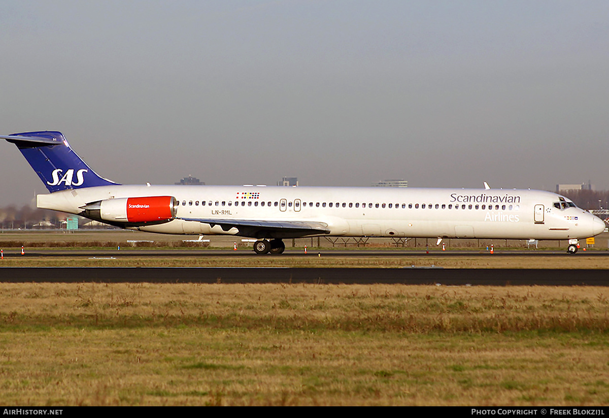 Aircraft Photo of LN-RML | McDonnell Douglas MD-82 (DC-9-82) | Scandinavian Airlines - SAS | AirHistory.net #429085