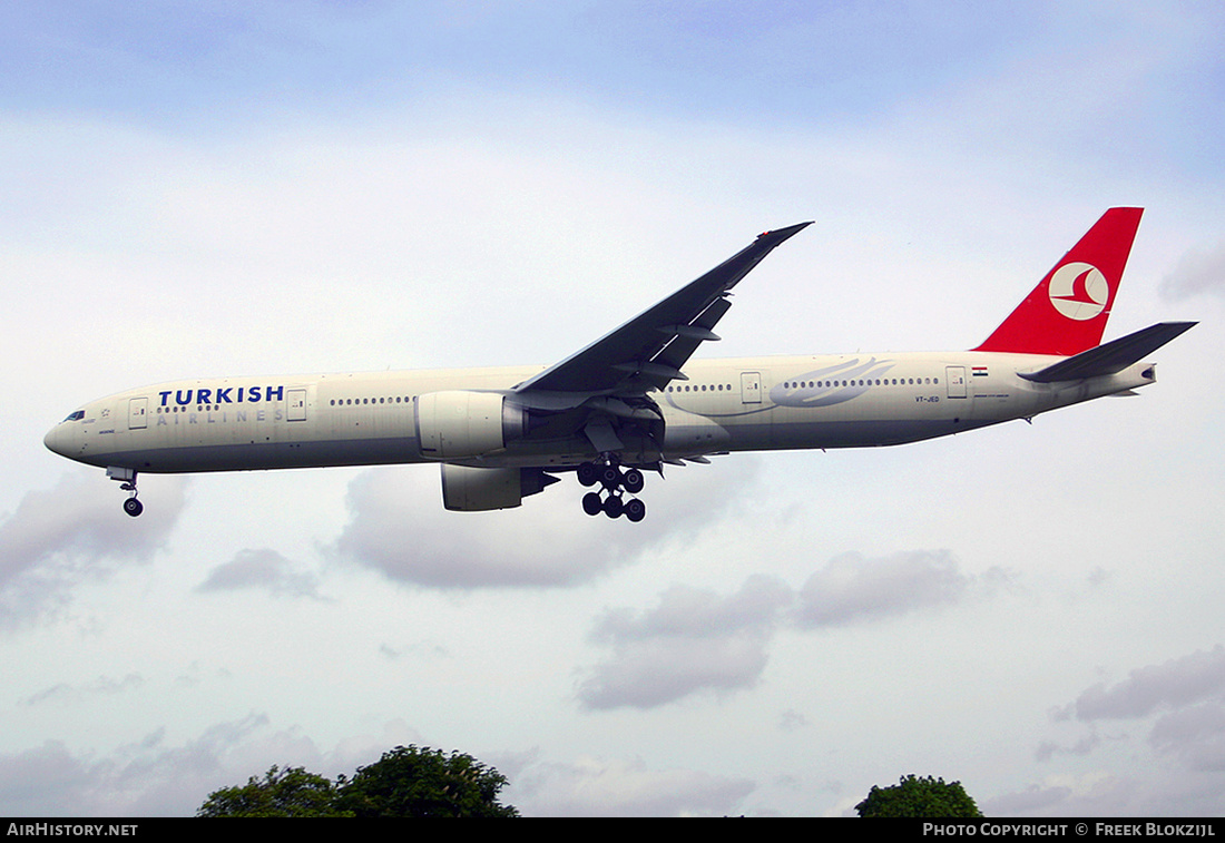 Aircraft Photo of VT-JED | Boeing 777-35R/ER | Turkish Airlines | AirHistory.net #429097