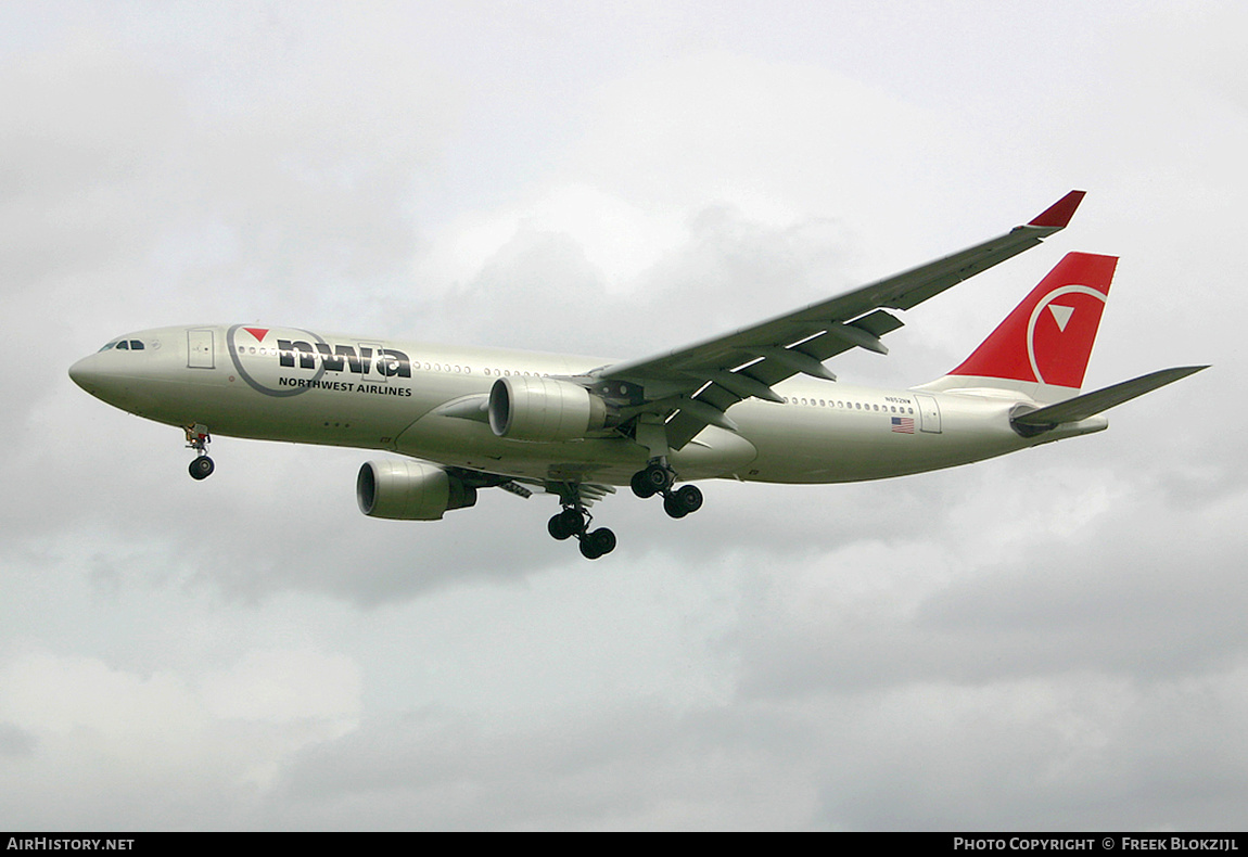 Aircraft Photo of N852NW | Airbus A330-223 | Northwest Airlines | AirHistory.net #429136