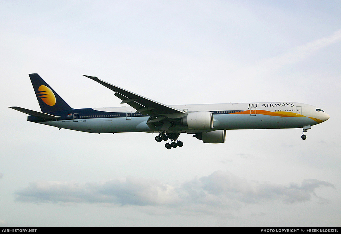 Aircraft Photo of VT-JEC | Boeing 777-35R/ER | Jet Airways | AirHistory.net #429161