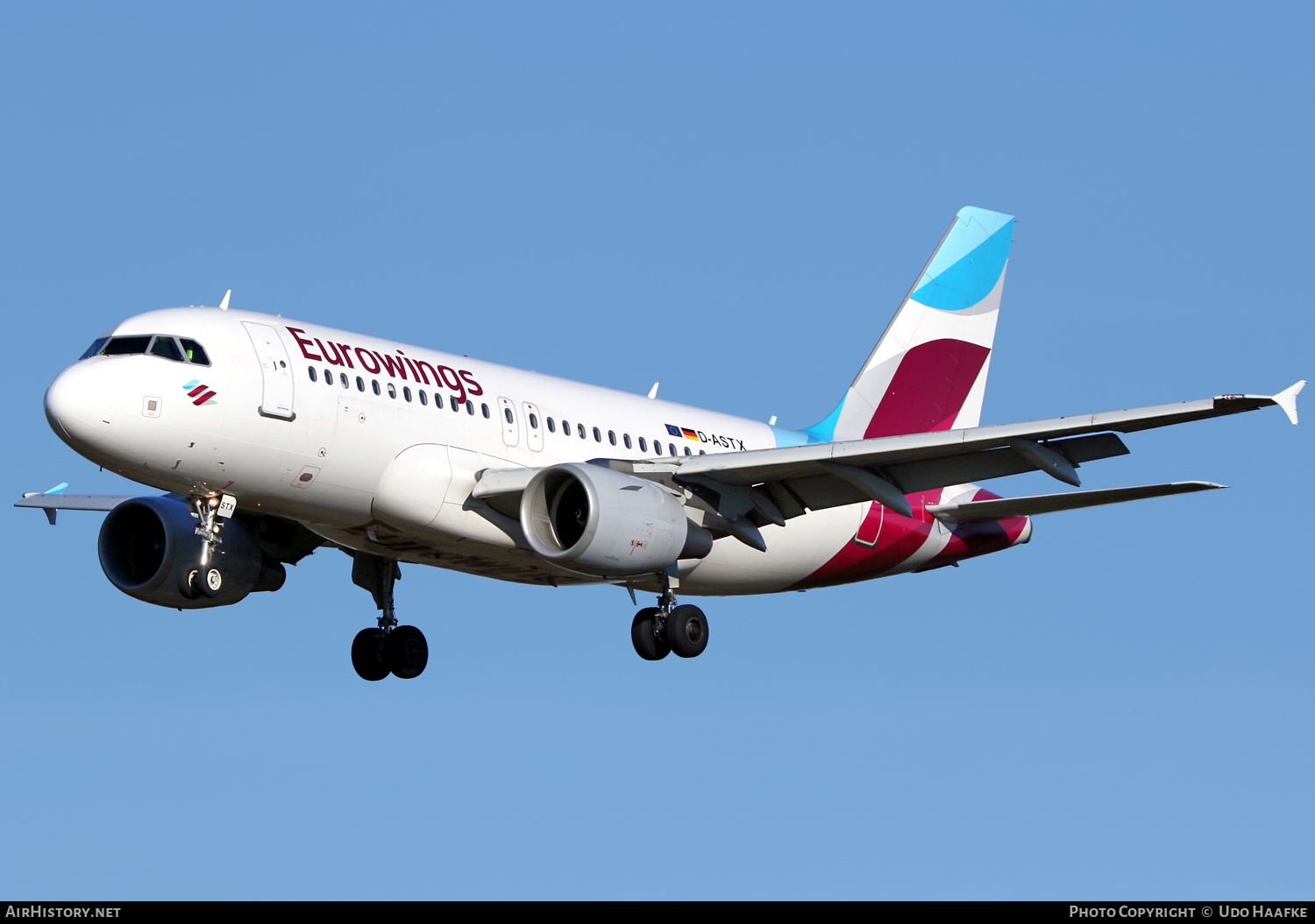 Aircraft Photo of D-ASTX | Airbus A319-112 | Eurowings | AirHistory.net #429176