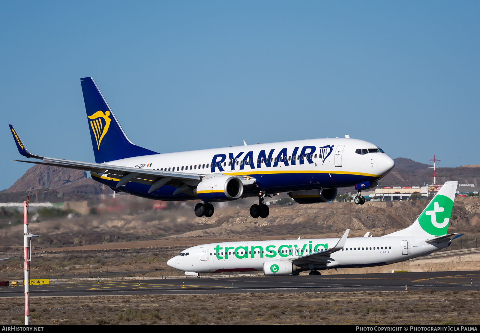 Aircraft Photo of EI-EKE | Boeing 737-8AS | Ryanair | AirHistory.net #429198